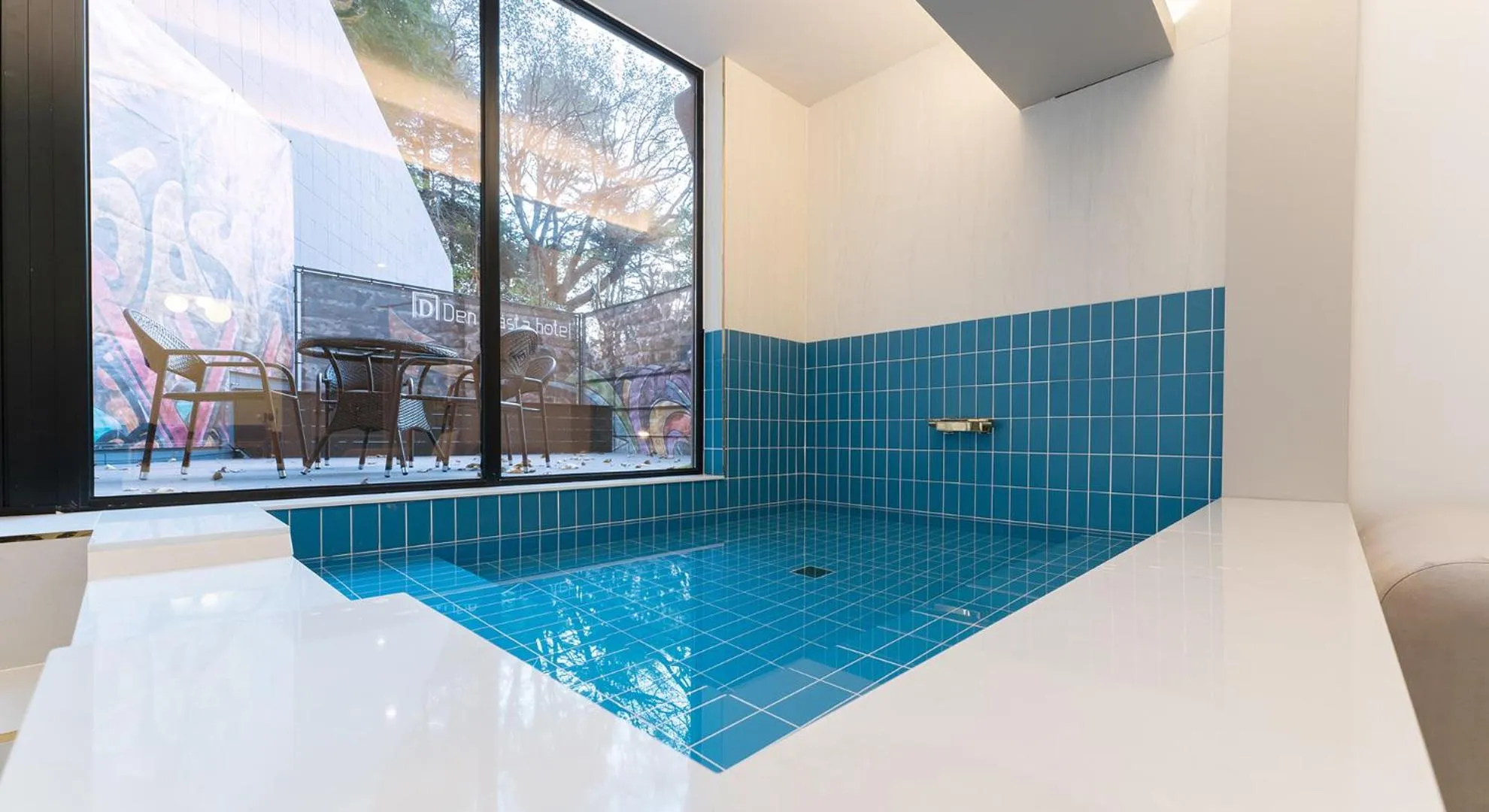 Swimming pool in Denbasta forest Hotel