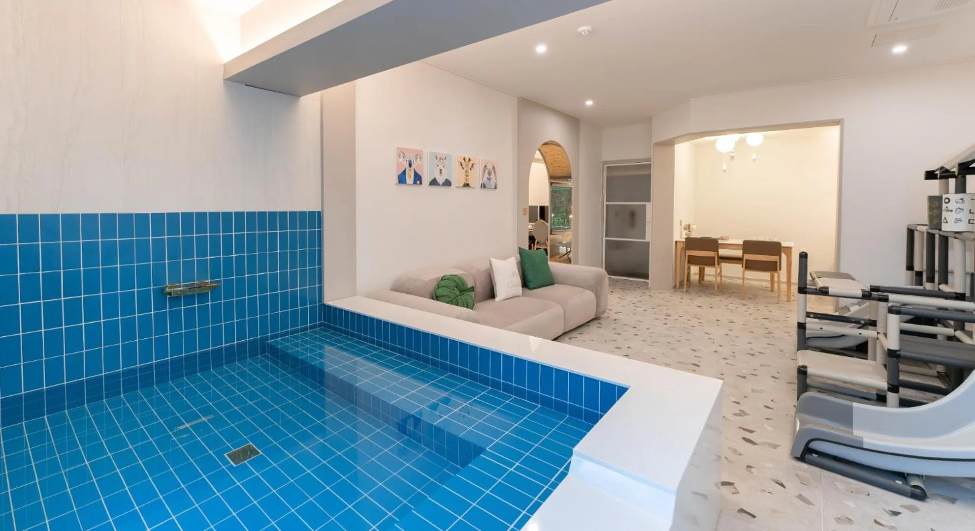 Sauna in Denbasta forest Hotel