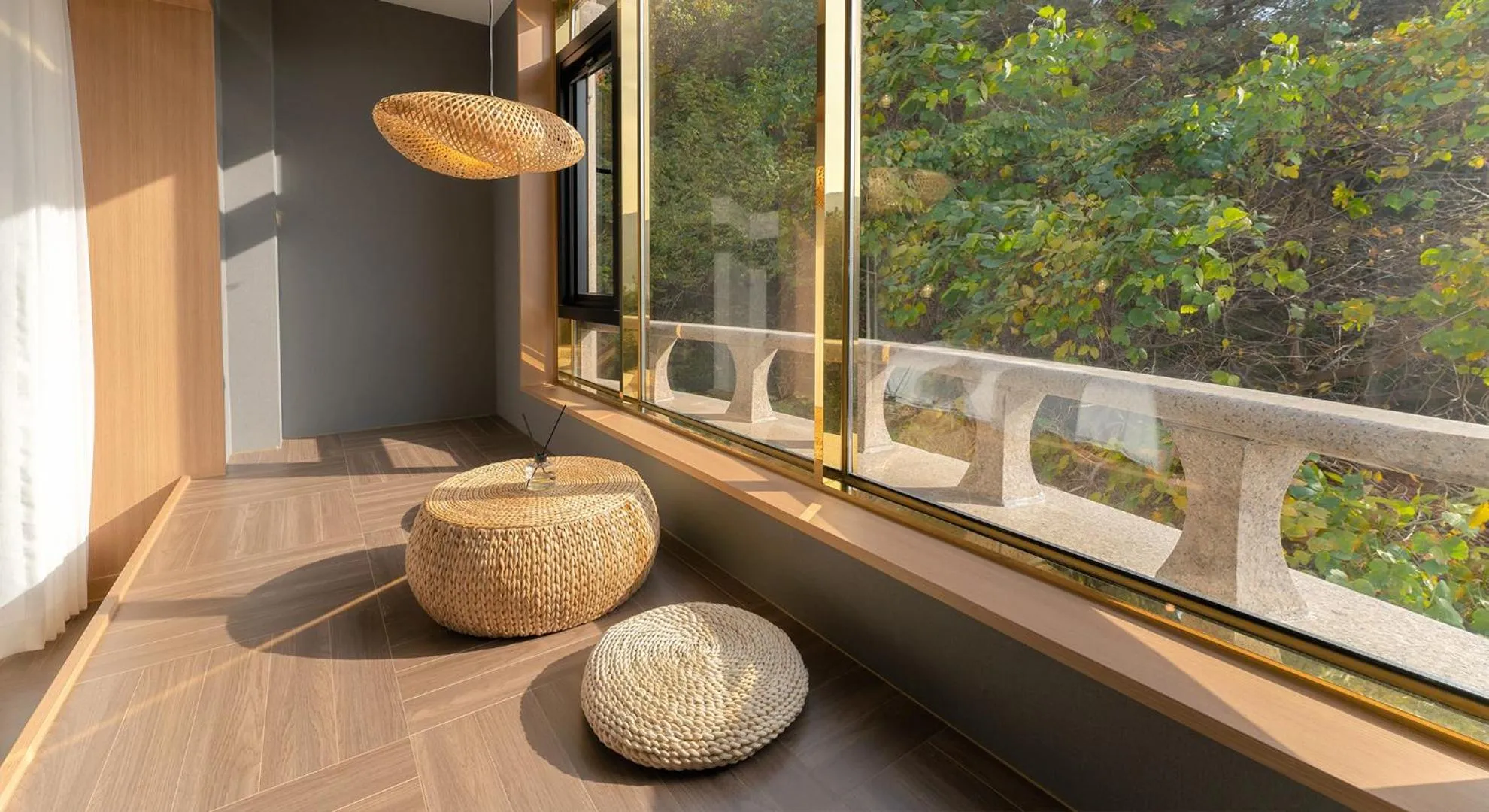 Seating area in Denbasta forest Hotel