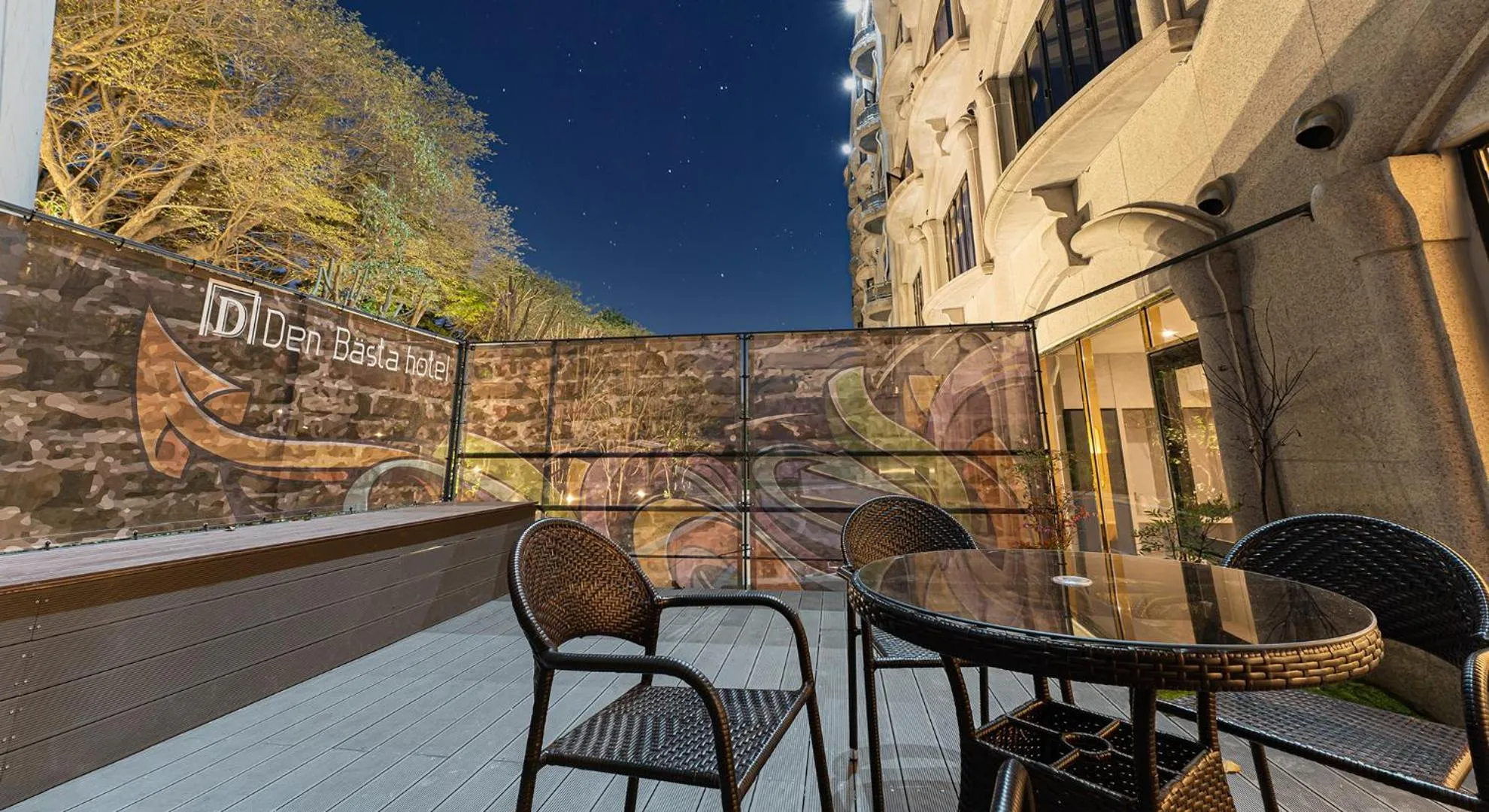 Patio in Denbasta forest Hotel