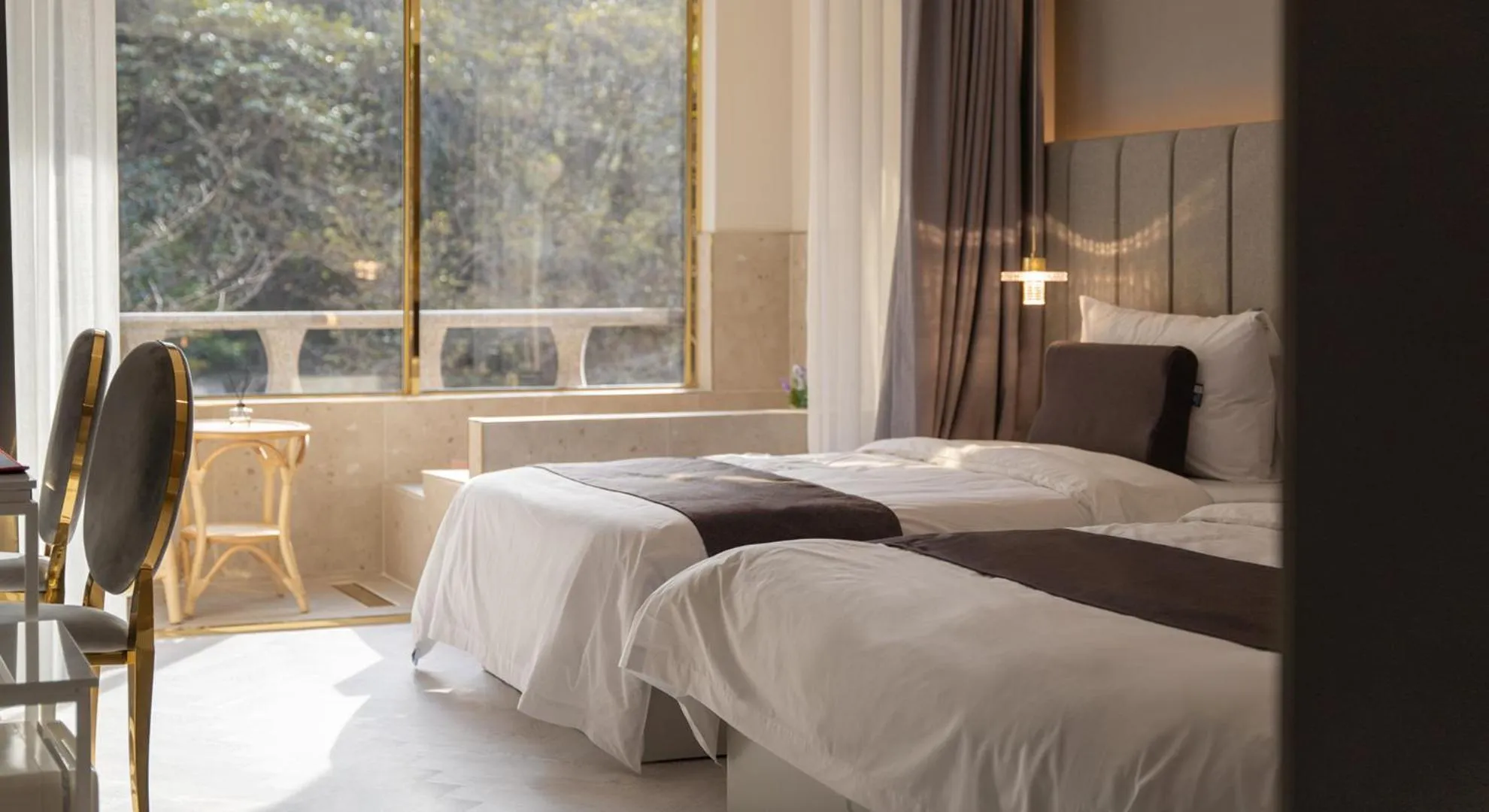 Bed in Denbasta forest Hotel