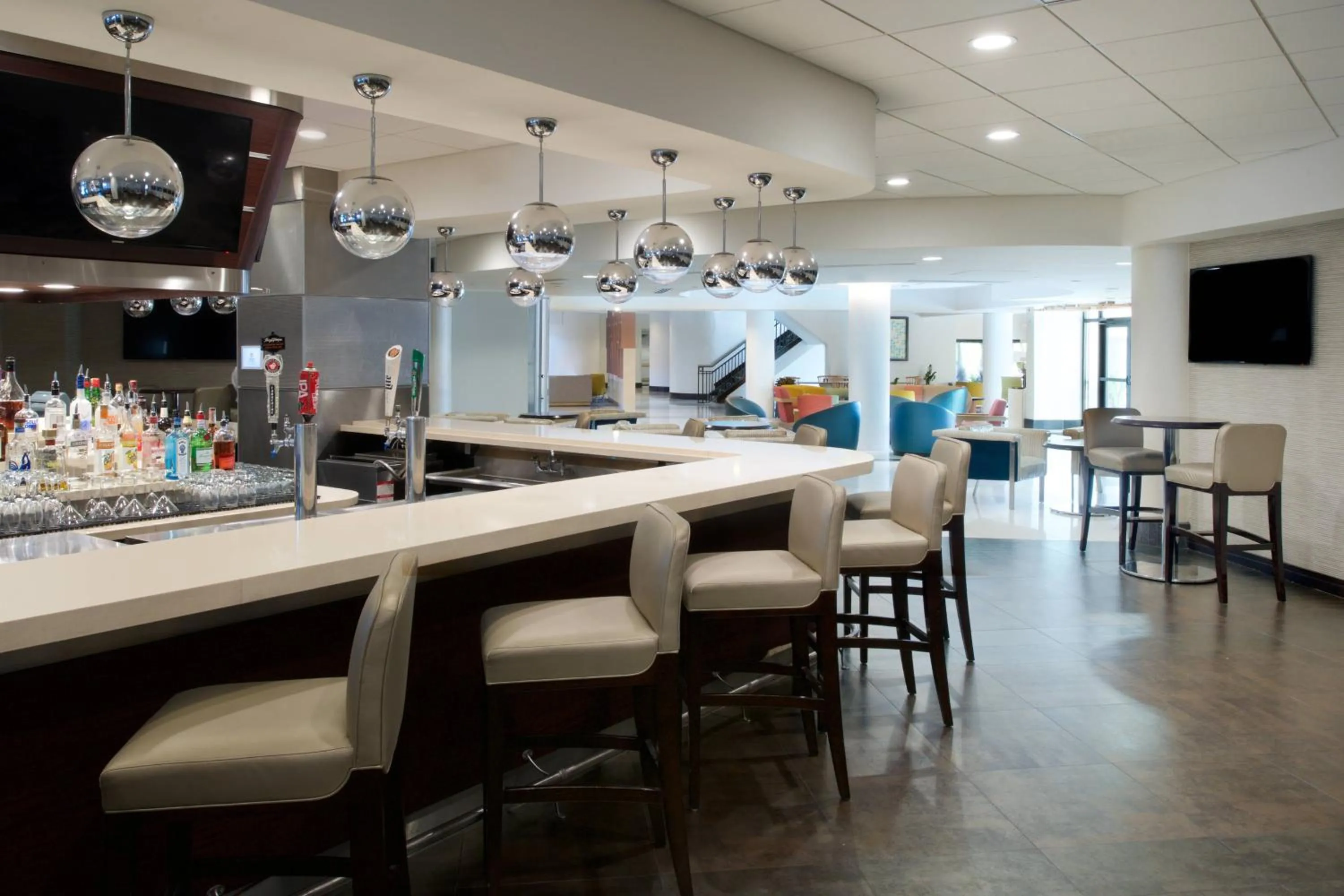 Lounge or bar in Sheraton Miami Airport Hotel and Executive Meeting Center