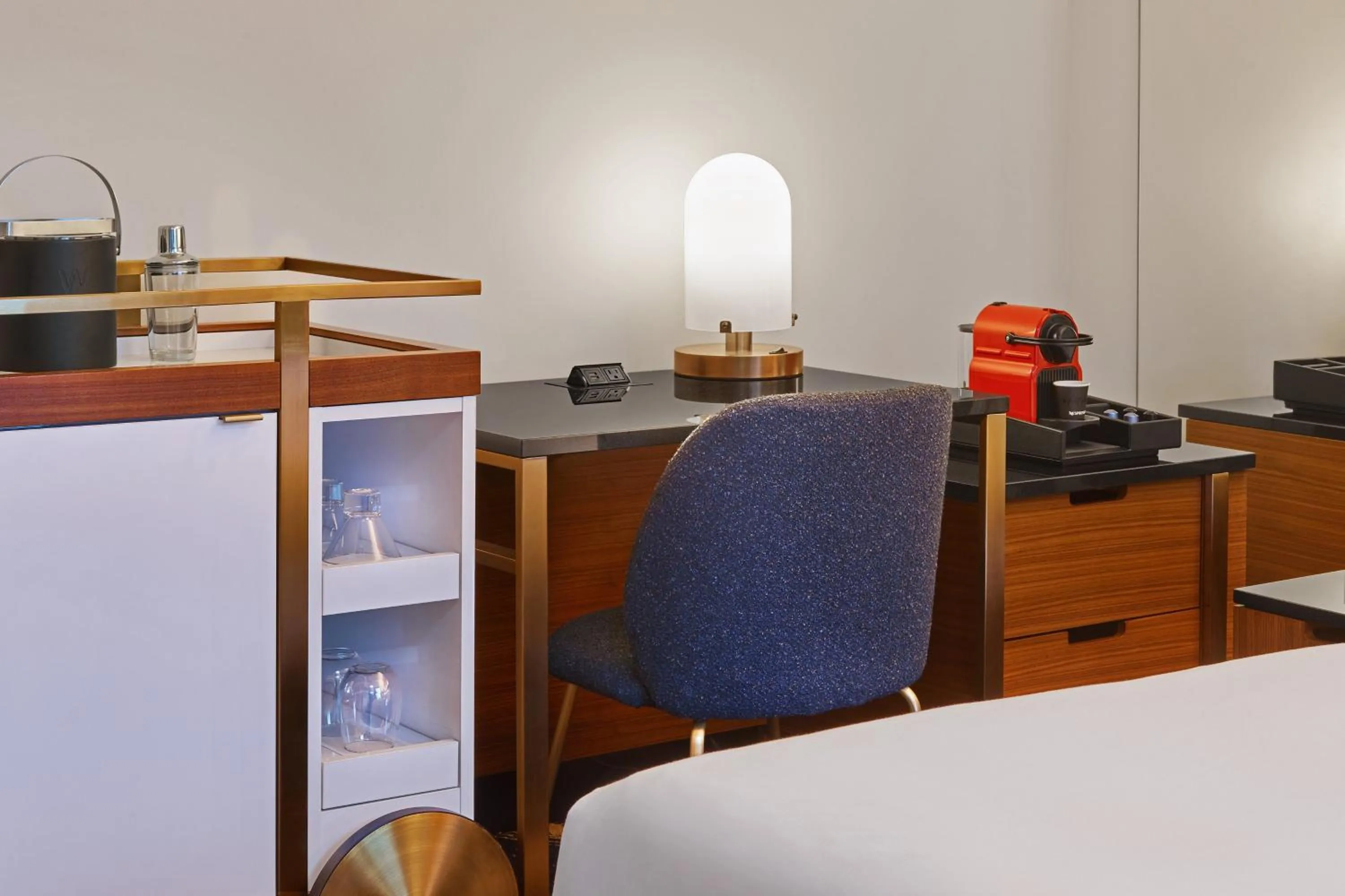 Photo of the whole room in W Minneapolis - The Foshay