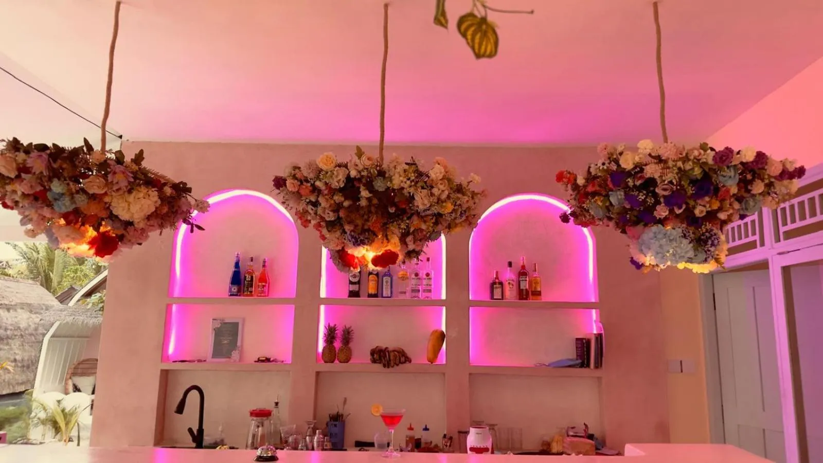 Lounge or bar in PLAYA BONITA HOTEL & BEACH CLUB Gili Air