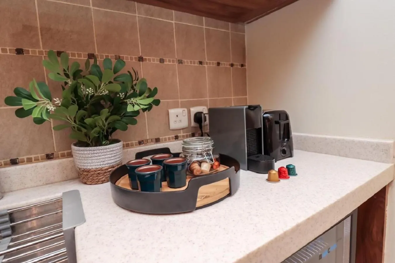 Coffee/tea facilities in Mabaat - Suitey Al Aqiq - 559