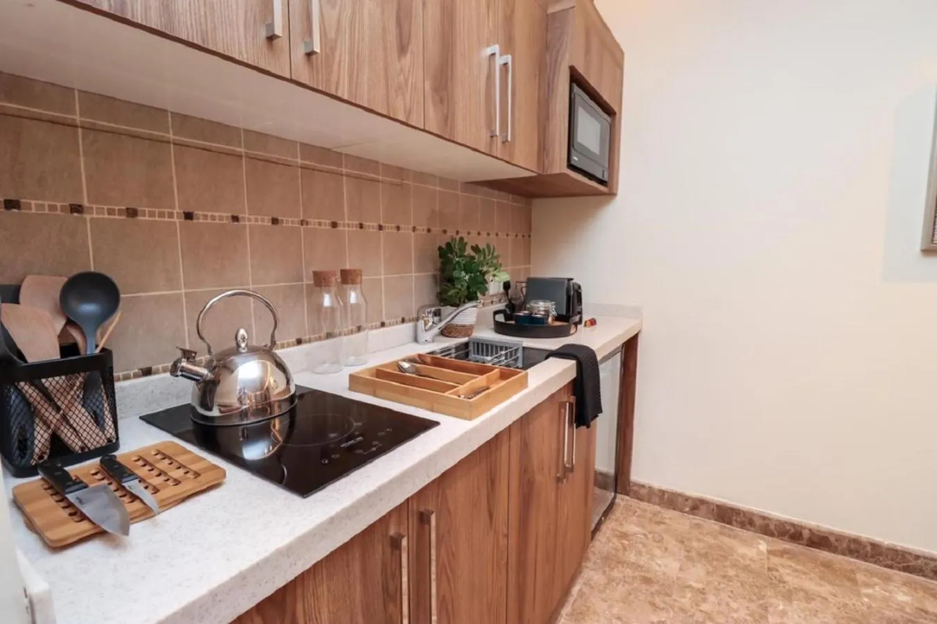 Kitchen or kitchenette in Mabaat - Suitey Al Aqiq - 559