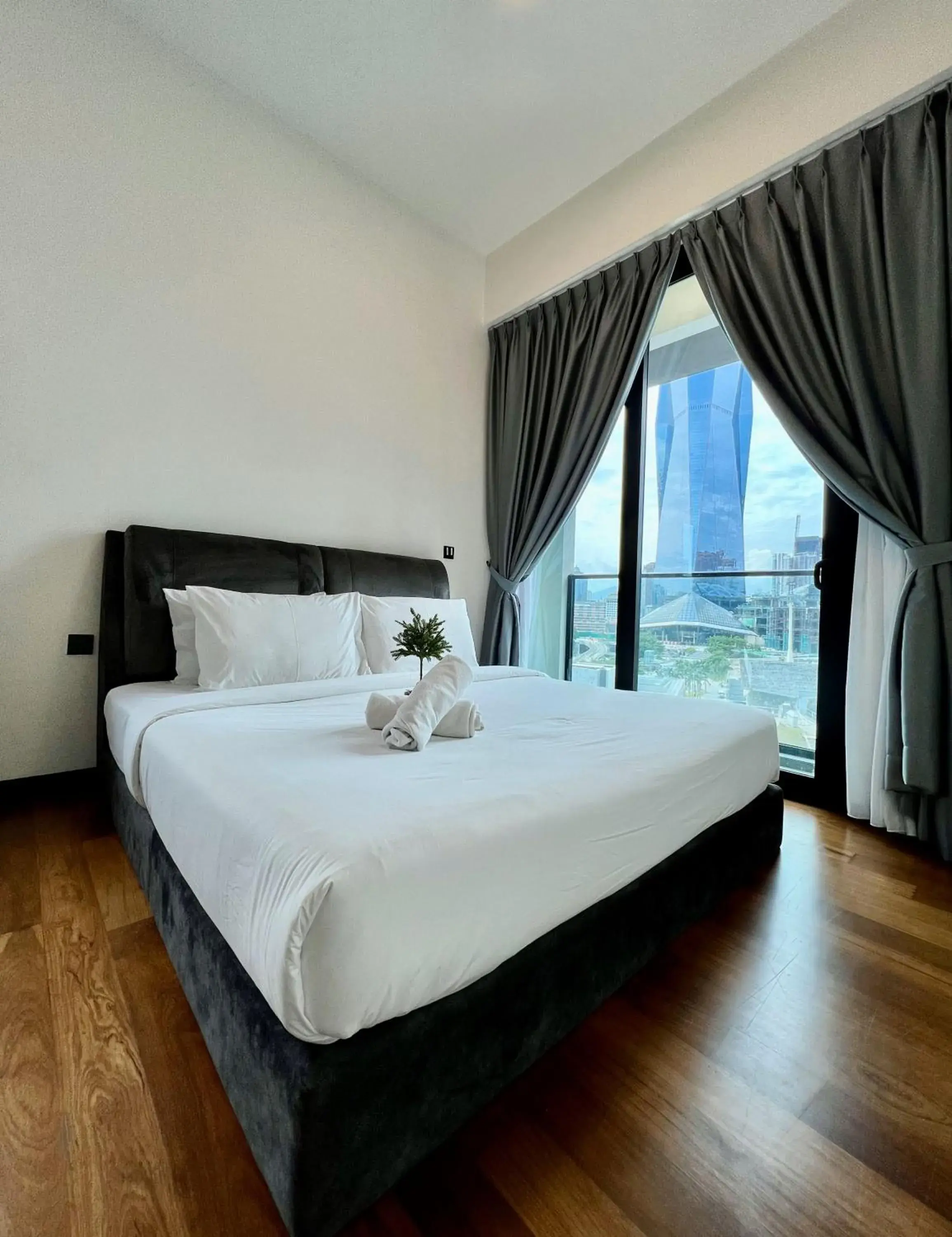 Superior 2 Bedroom Apartment Iconic Tower View in Opus Residence KL by EUcation Home Superior 2 Bedroom Apartment Iconic Tower View in Opus Residence KL by EUcation Home