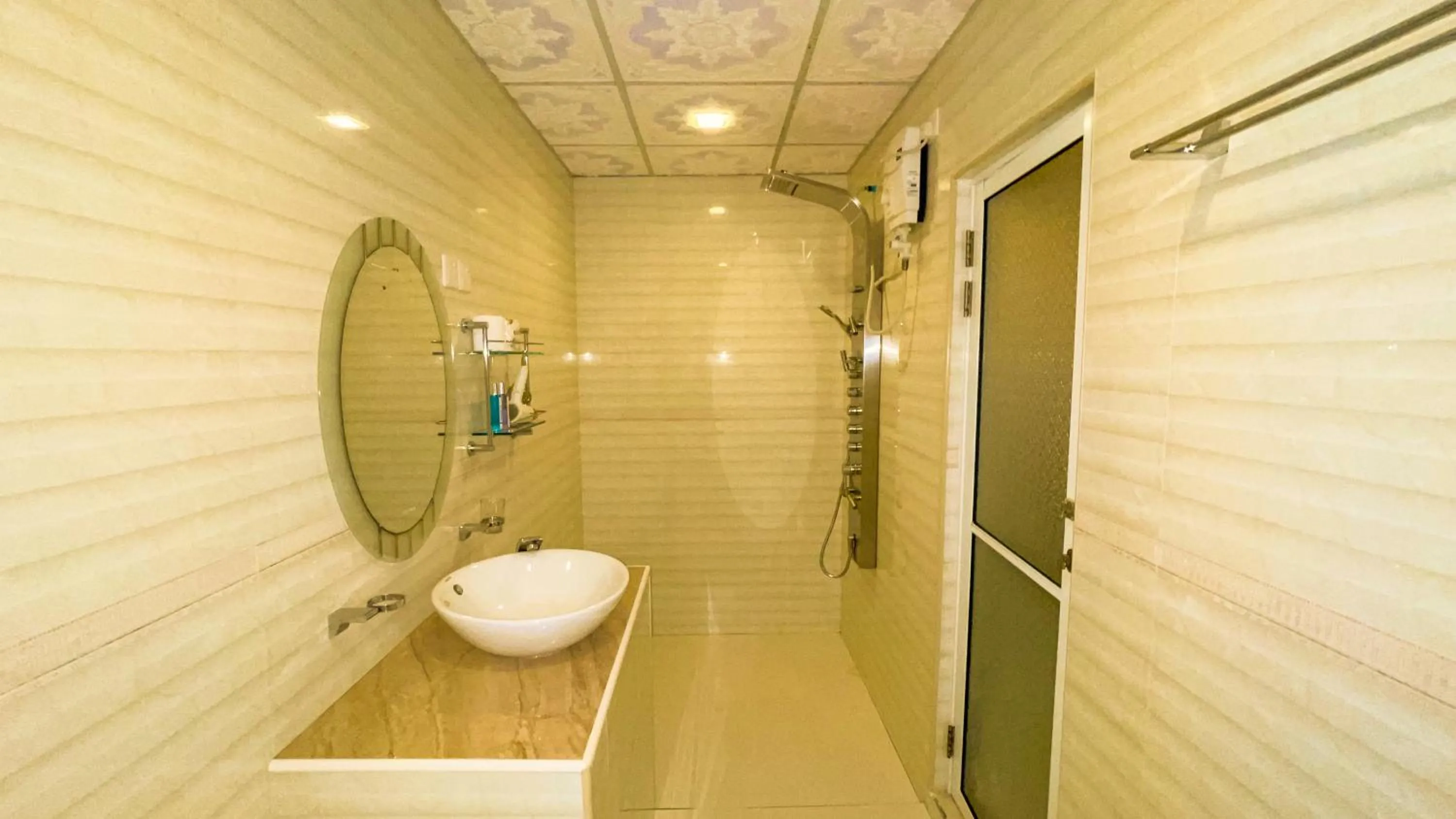 Bathroom in Summer Vibes Beach Front