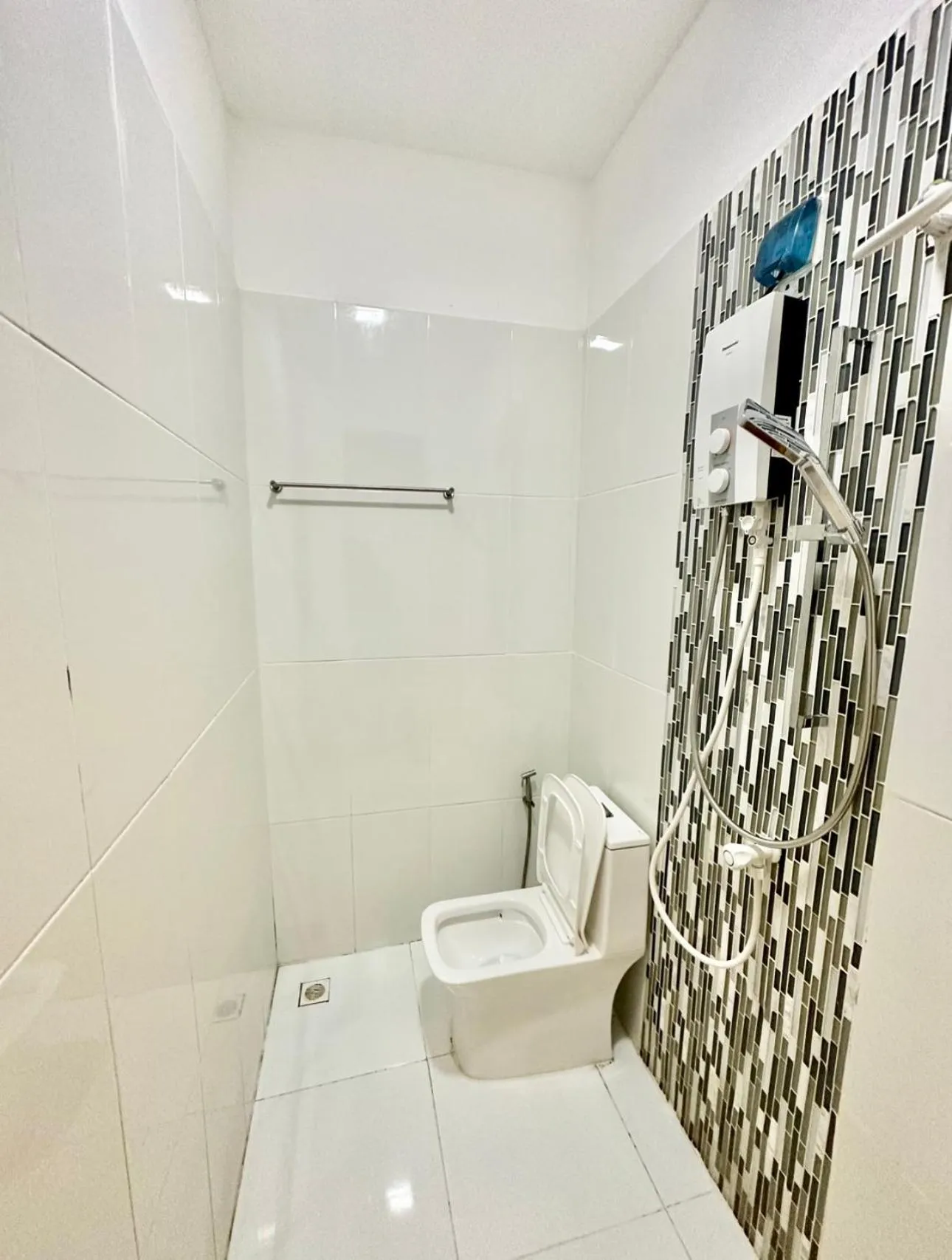 Shower in Summer Vibes Beach Front