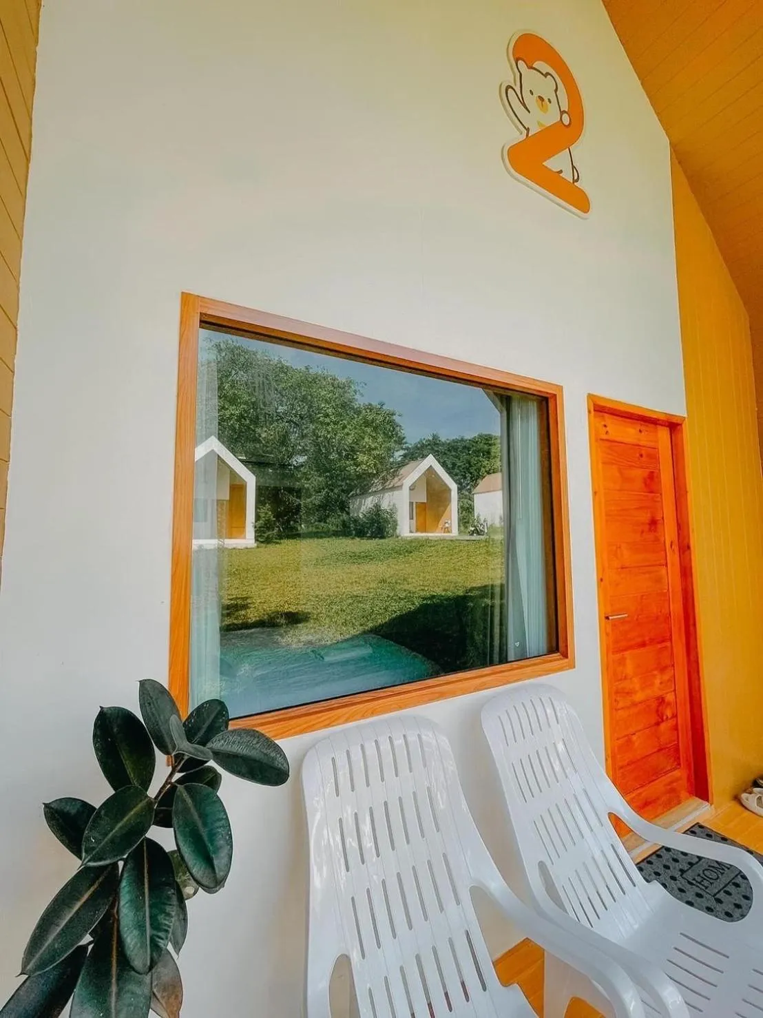 Photo of the whole room, Bed in Sea Bear Resort ซีแบร์รีสอร์ต