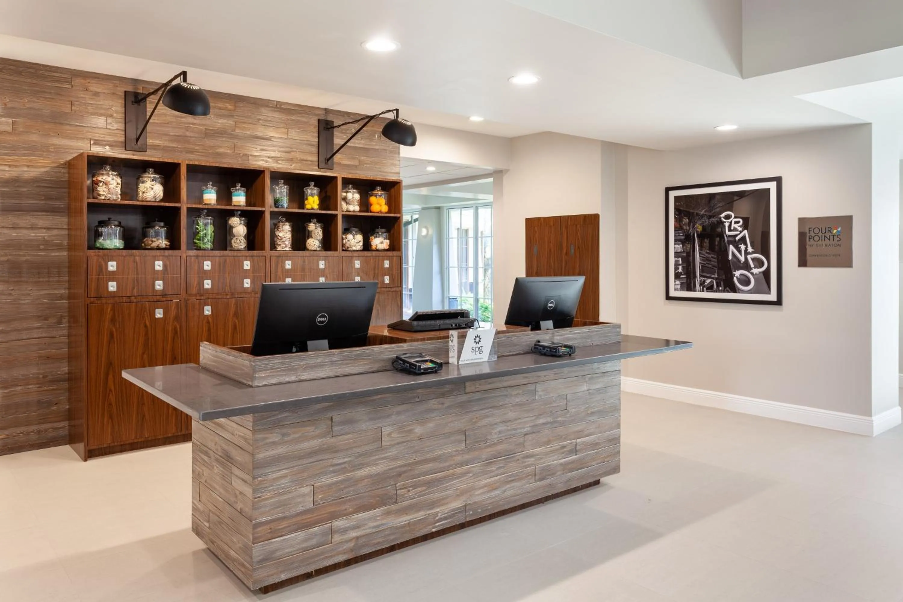Lobby or reception in Four Points by Sheraton Orlando Convention Center