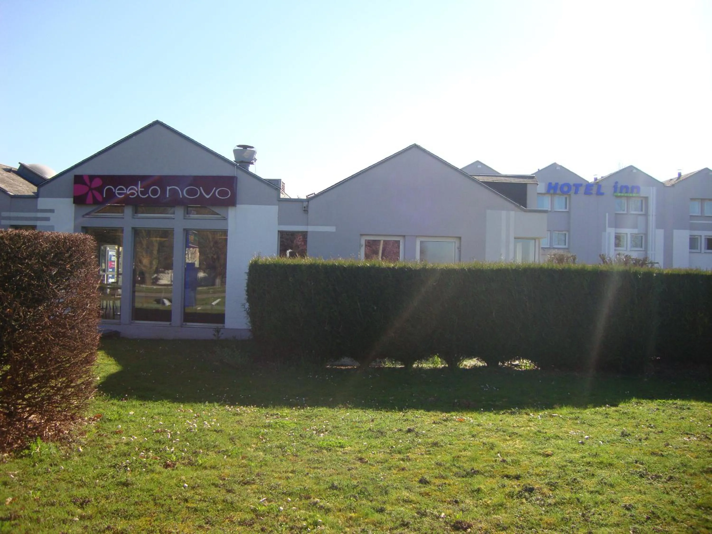 Facade/entrance in Hôtel Inn Design Resto Novo Amiens