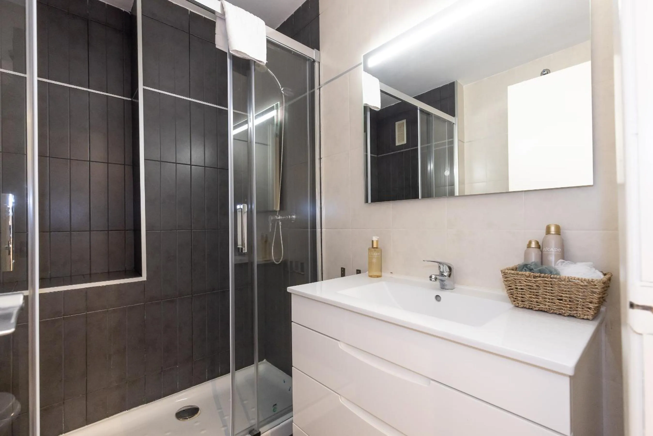 Shower in UHC Novelty Family Complex