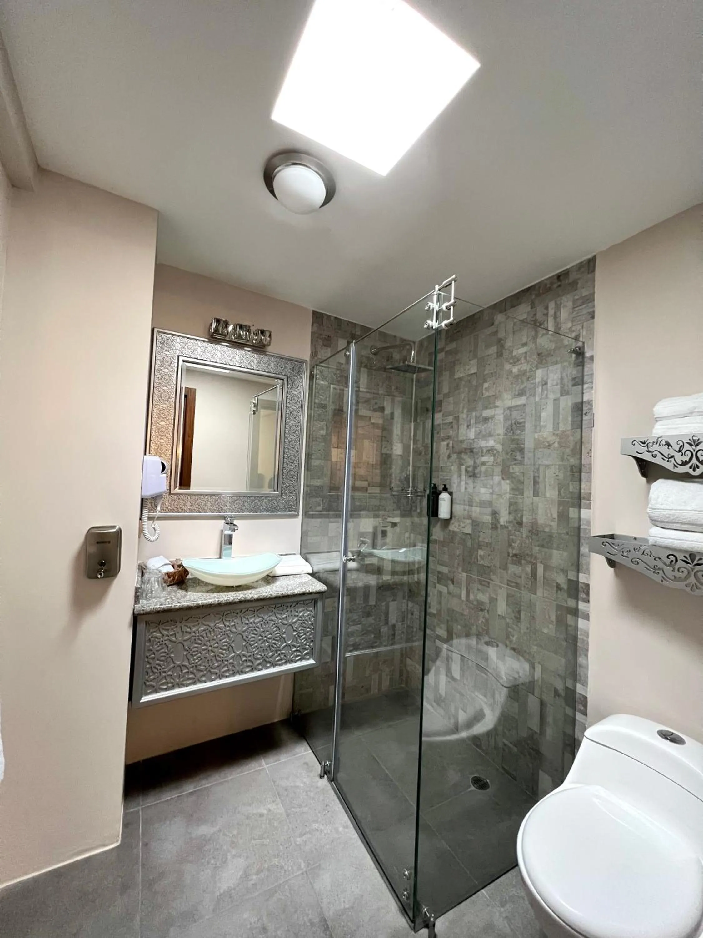 Dakani Hotel Boutique NEW