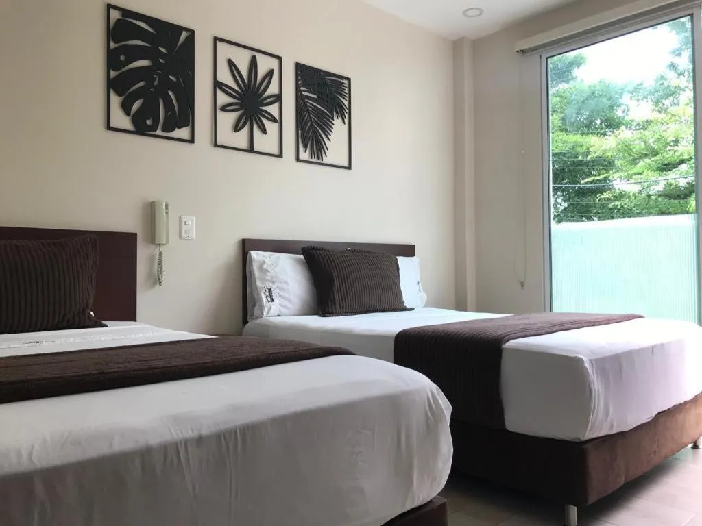 Hotel Via Principal I