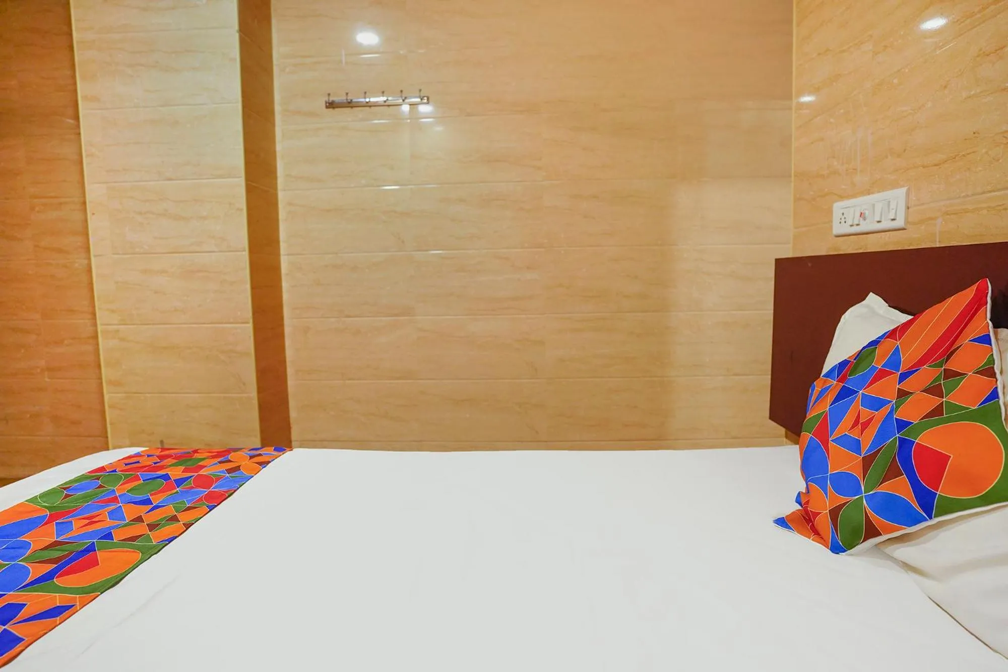 Bed in FabExpress Arunachala Guest House