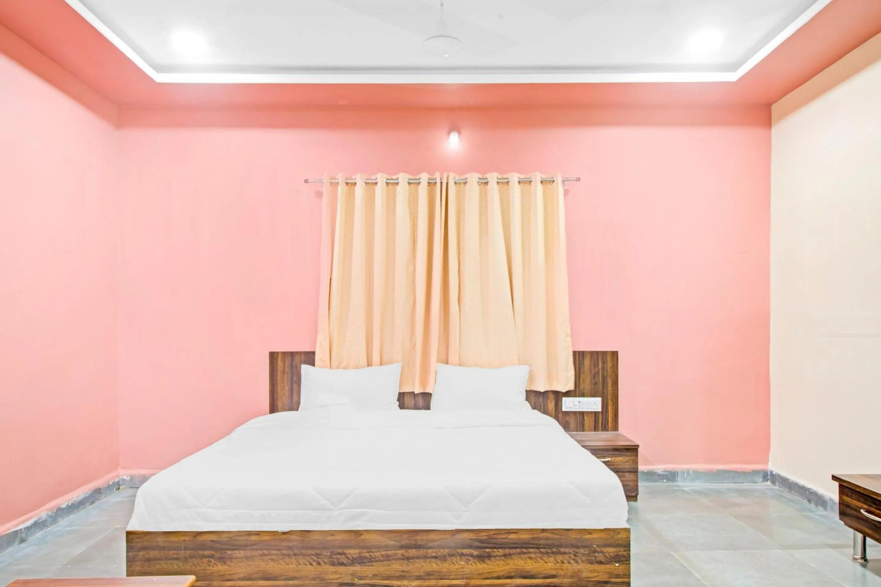 Bedroom in Hotel O Patil