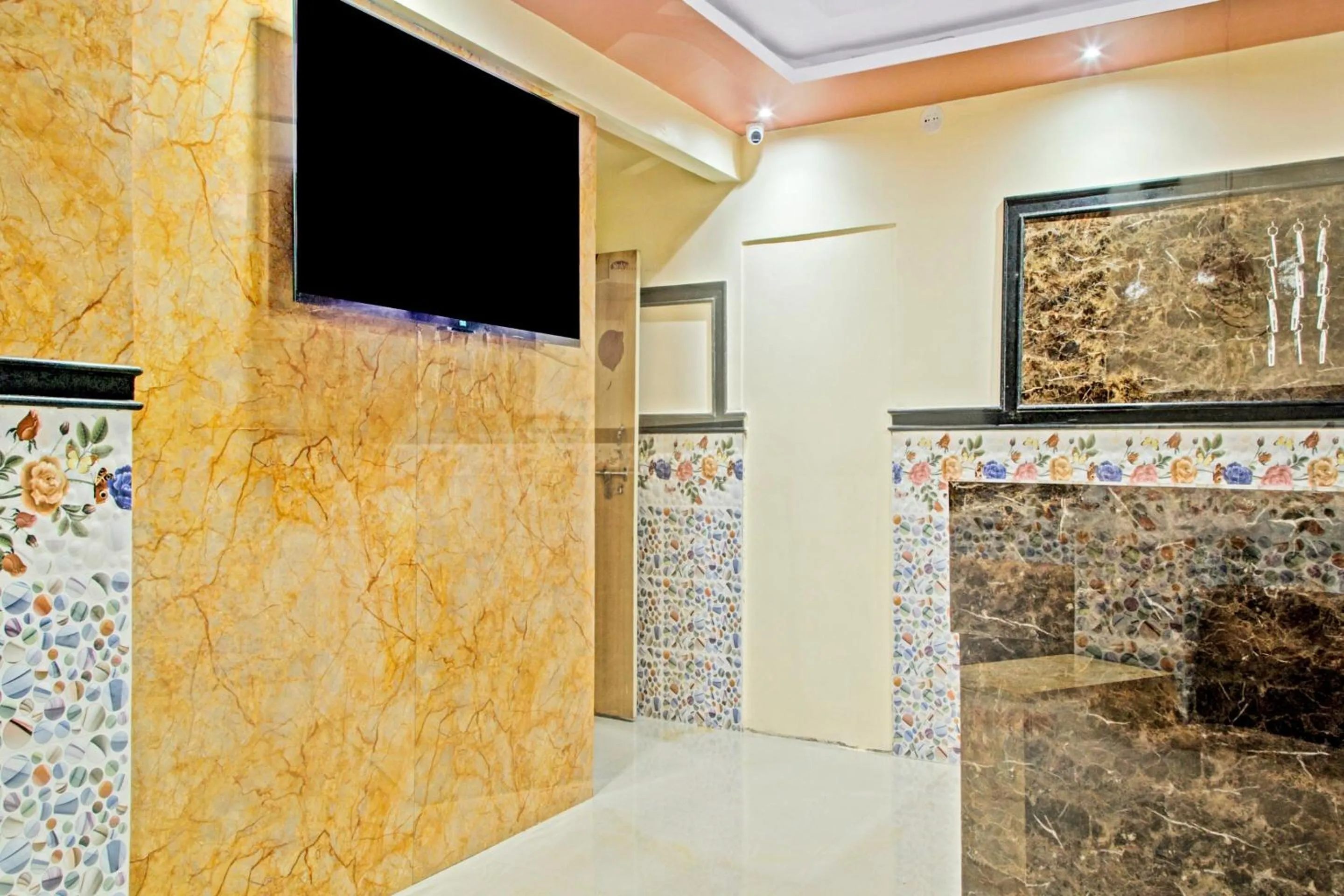 Lobby or reception in Hotel O Patil