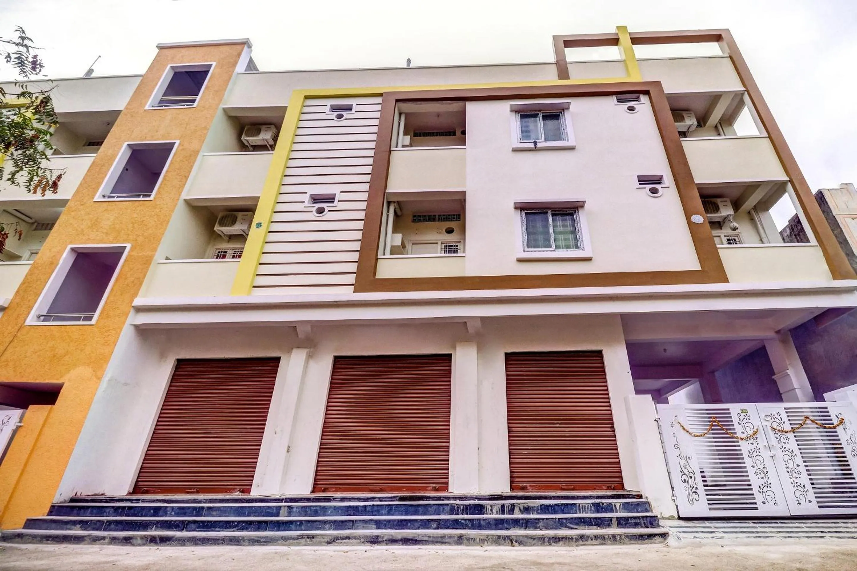 Facade/entrance in Hotel O RBS Residency