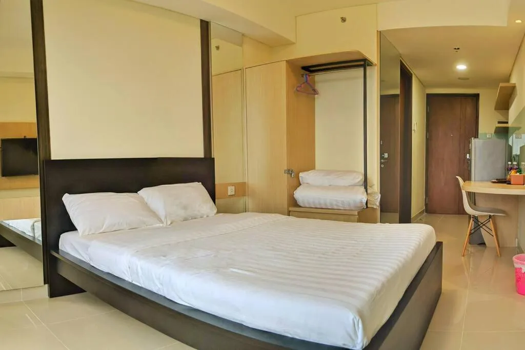 Bed in Lovina 1018 at Pollux Meisterstadt