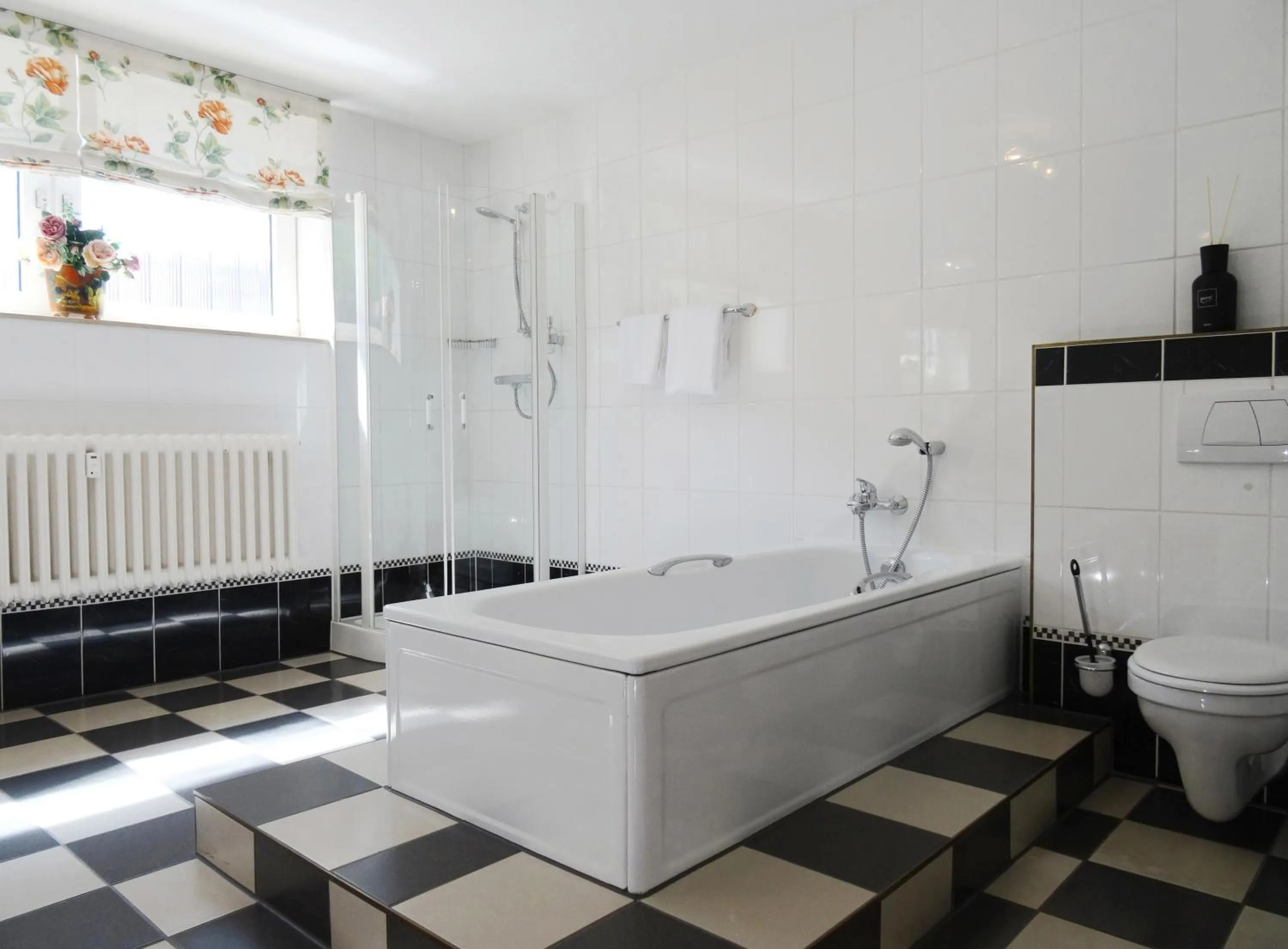 Shower in Hotel Stadtresidenz