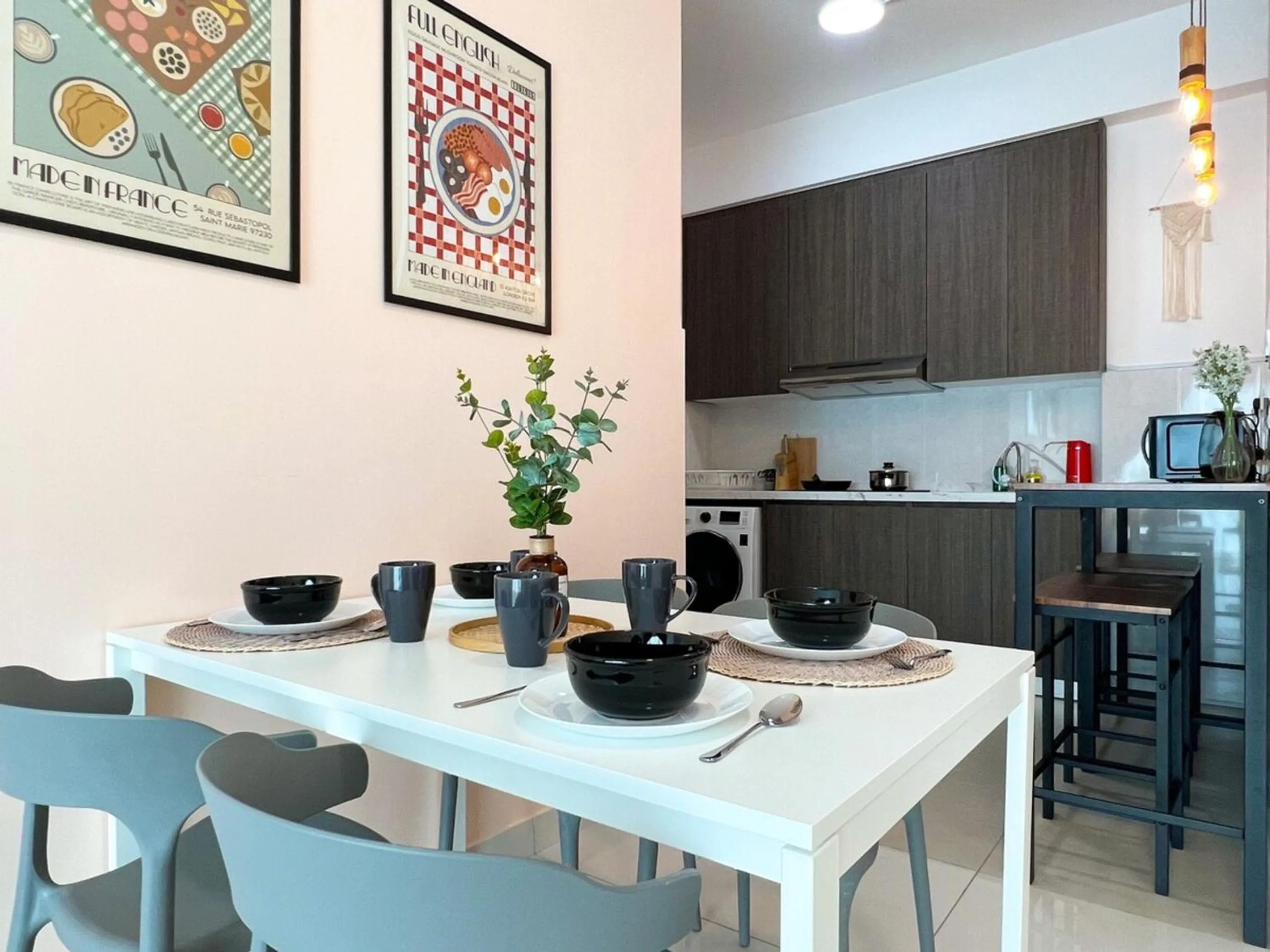 Dining area in Greenfield Residence Bandar Sunway