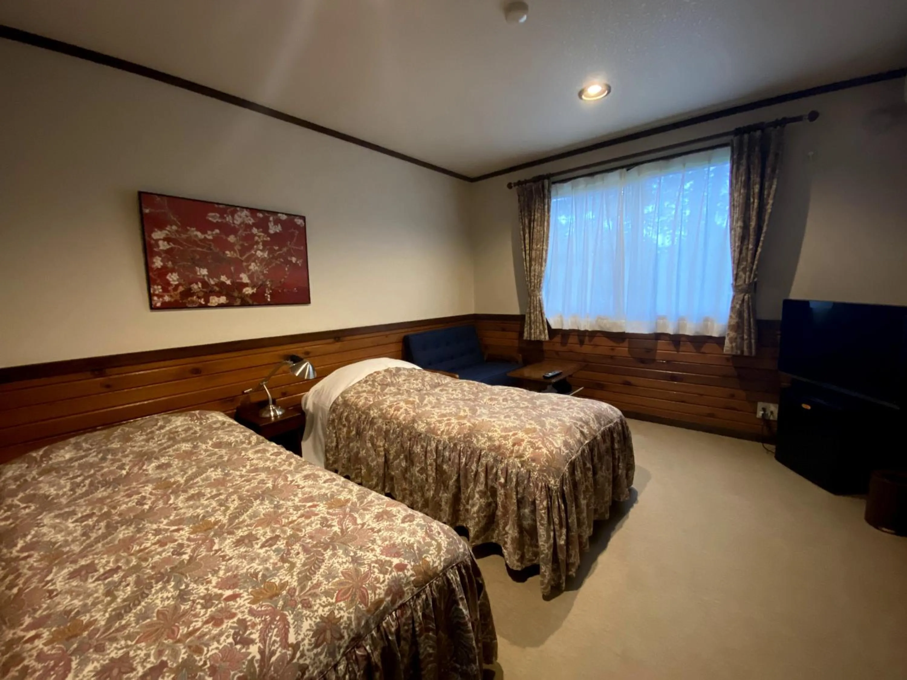 Photo of the whole room, Bed in Petit Hotel Kazekozou