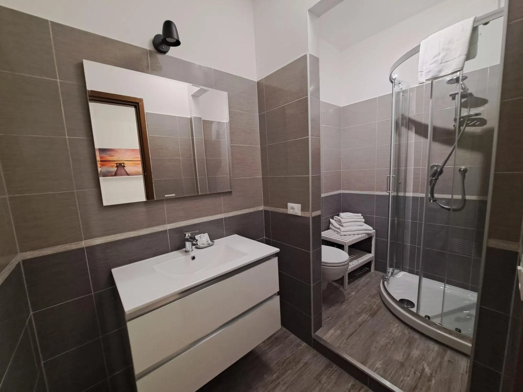 Shower in Residence Ferrucci