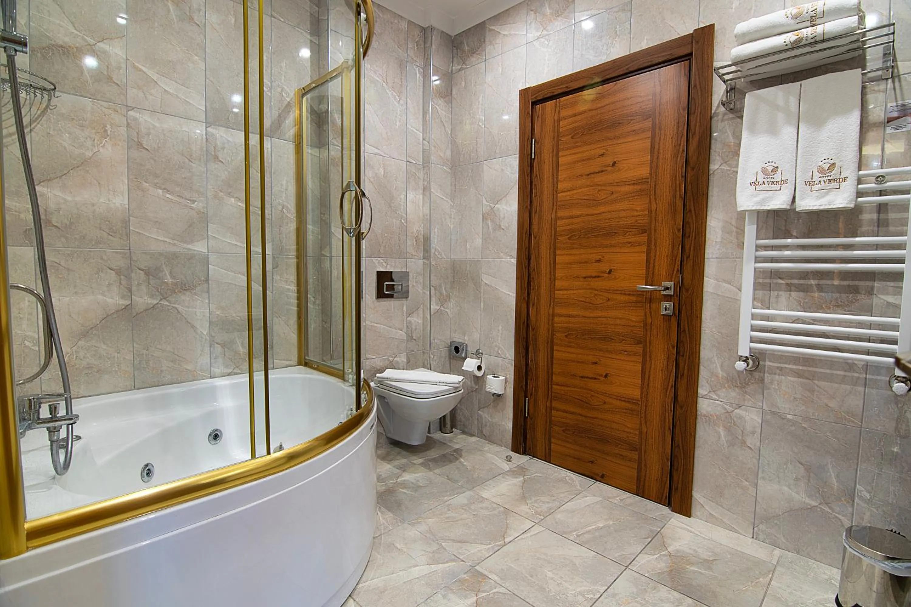 Bathroom in Vela Verde Hotel & SPA