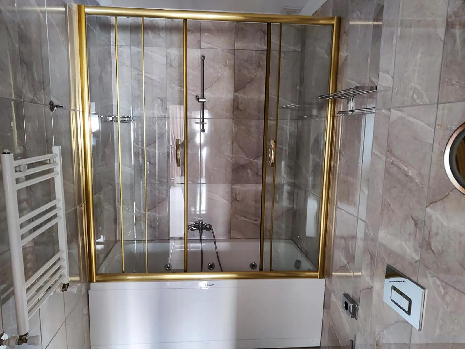 Shower in Vela Verde Hotel & SPA