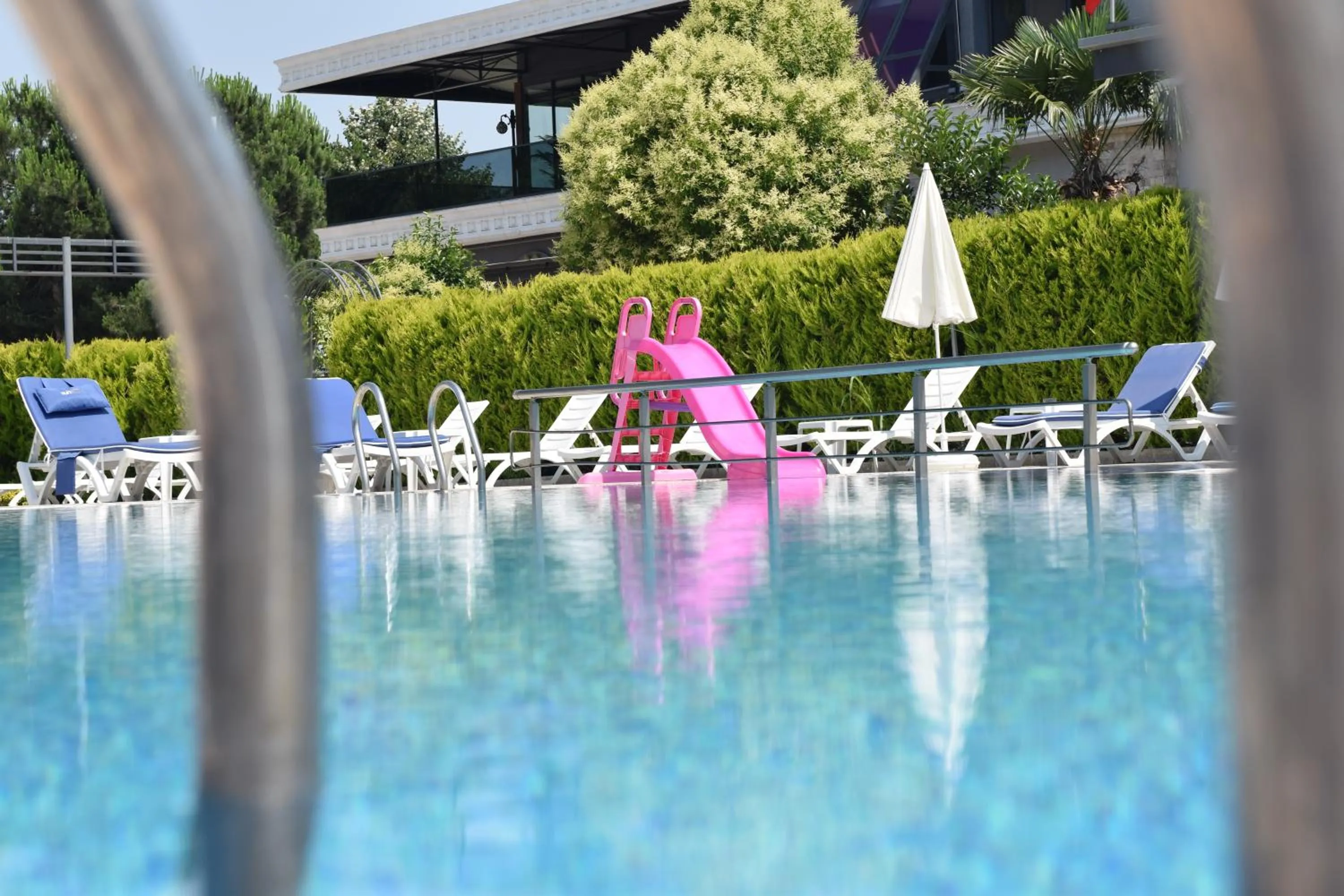 Swimming pool in Vela Verde Hotel & SPA