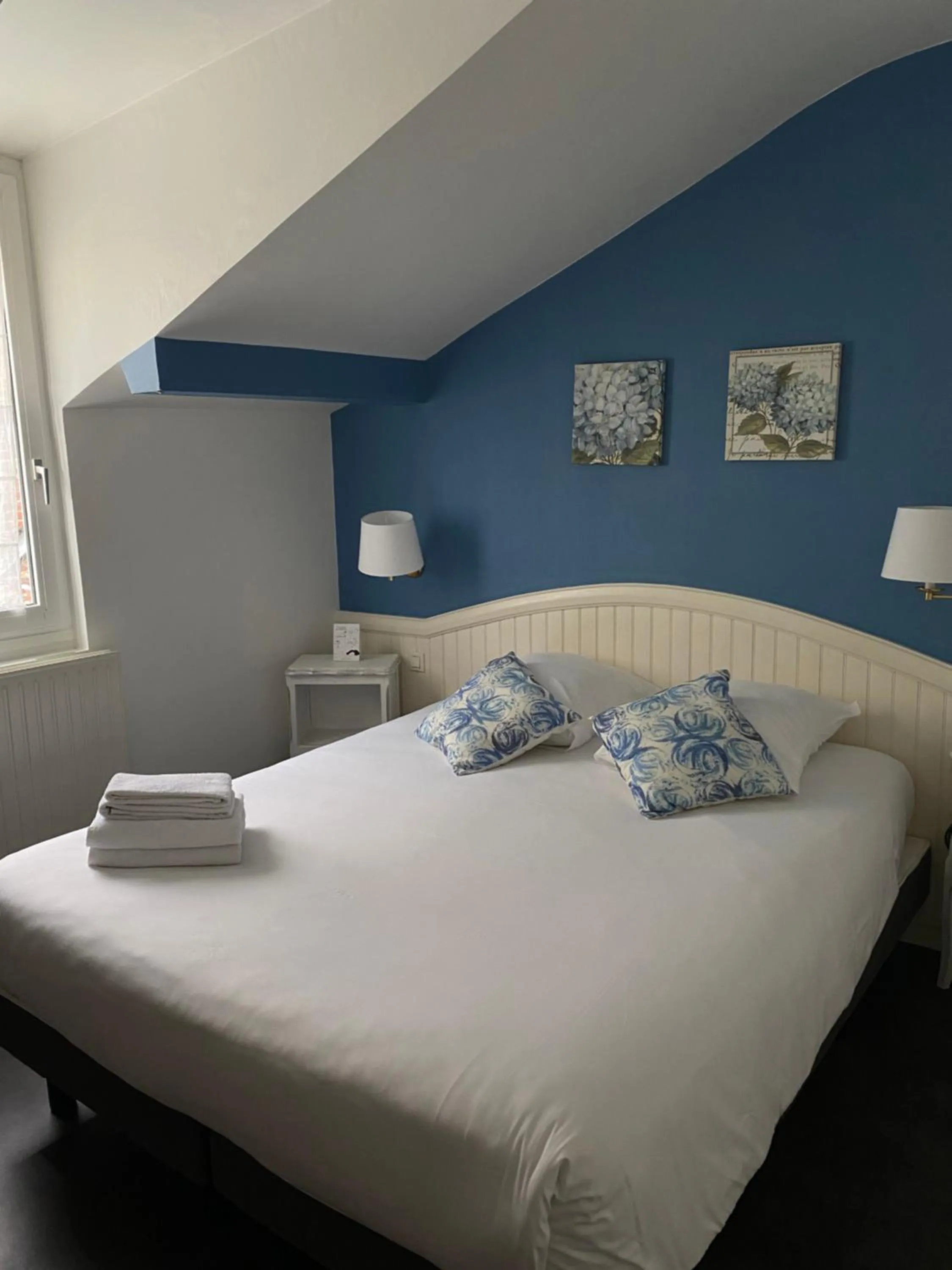 Bed in Garden Hotel Rennes Centre Gare