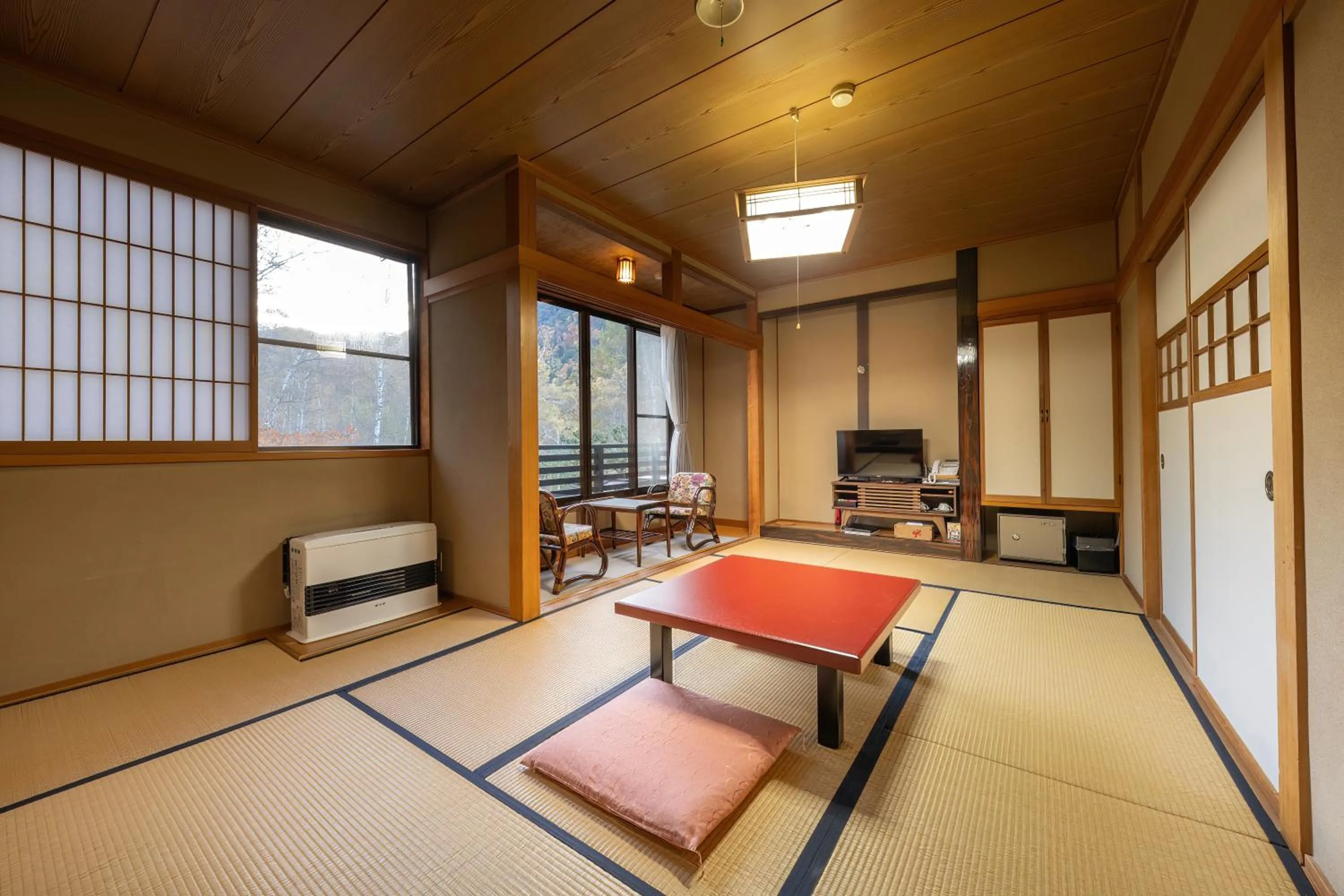 Photo of the whole room in Konashi No Yu Sasaya