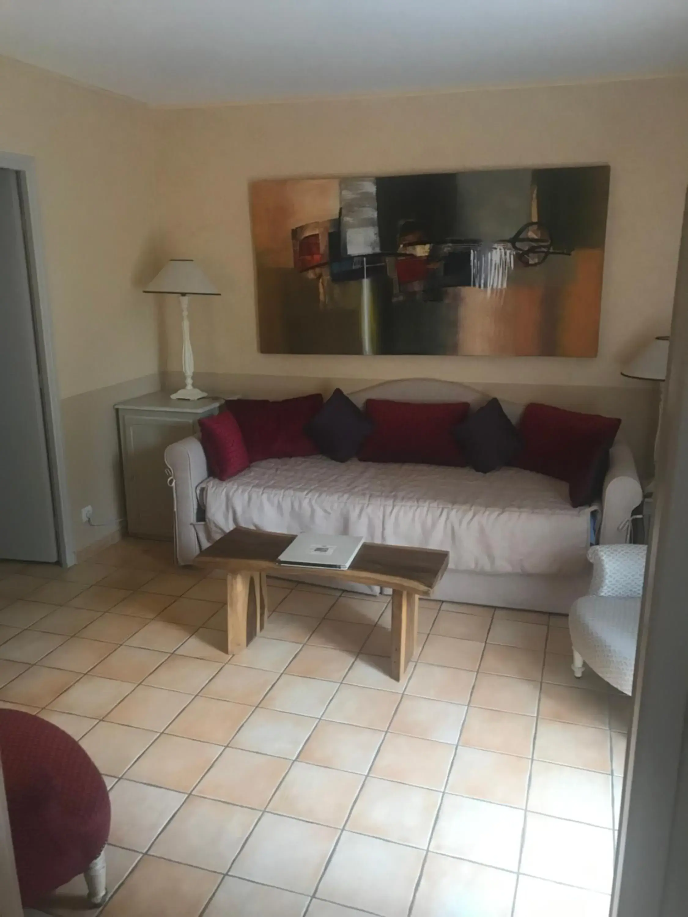 Suite in Mas des Carassins Suite in Mas des Carassins