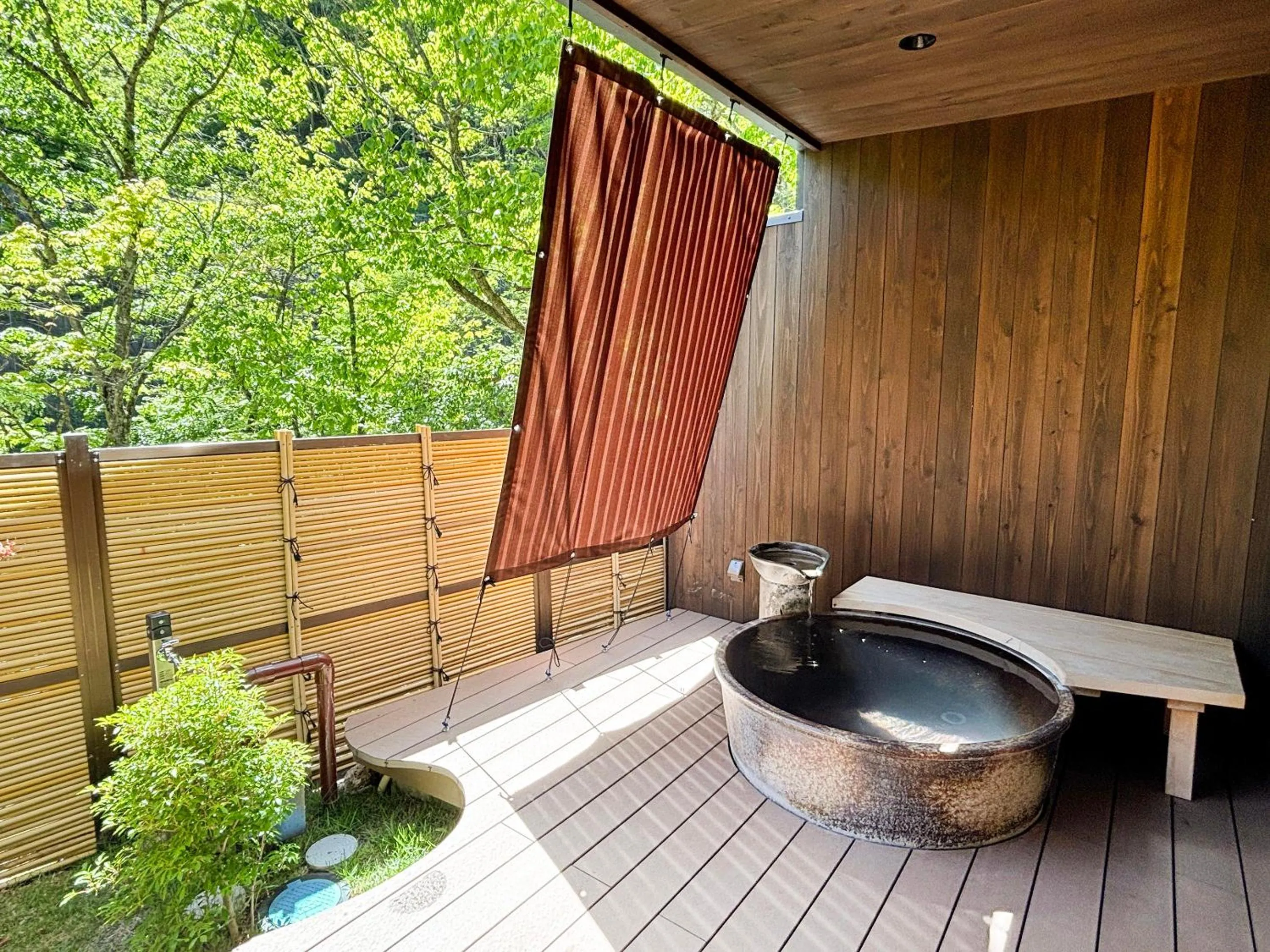 Open Air Bath in Keiryuso Siorie