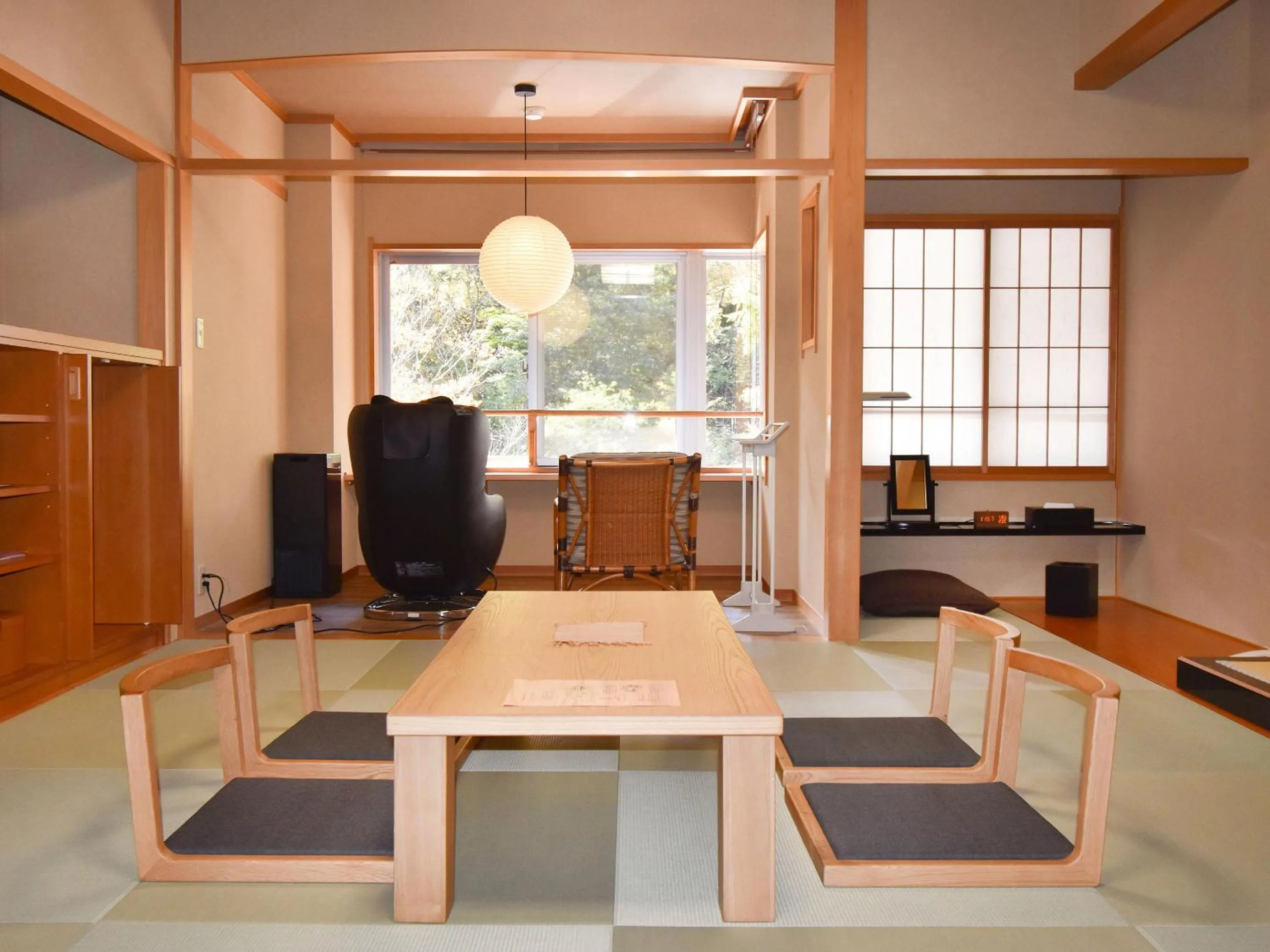 Photo of the whole room in Keiryuso Siorie