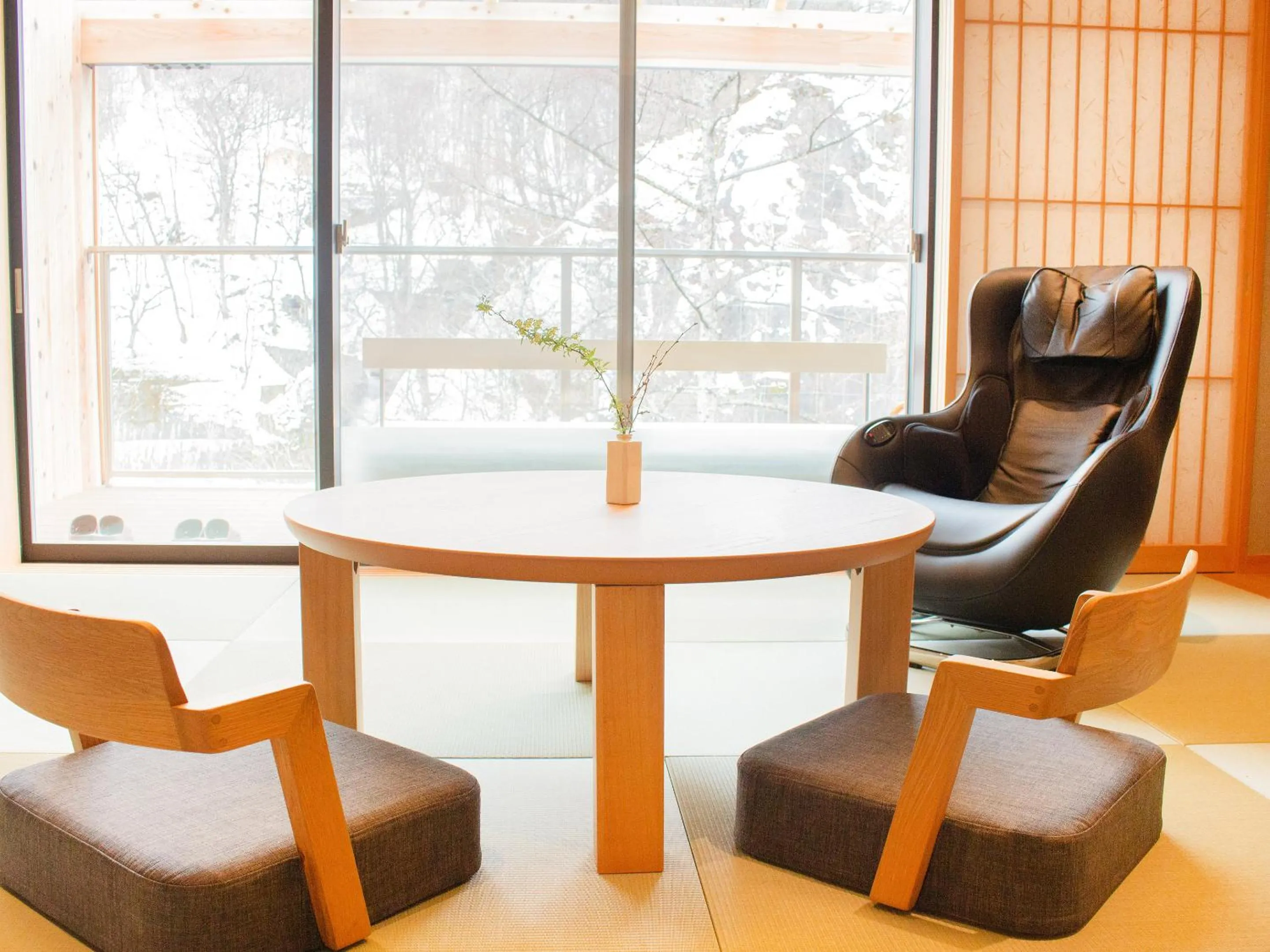 Photo of the whole room in Keiryuso Siorie