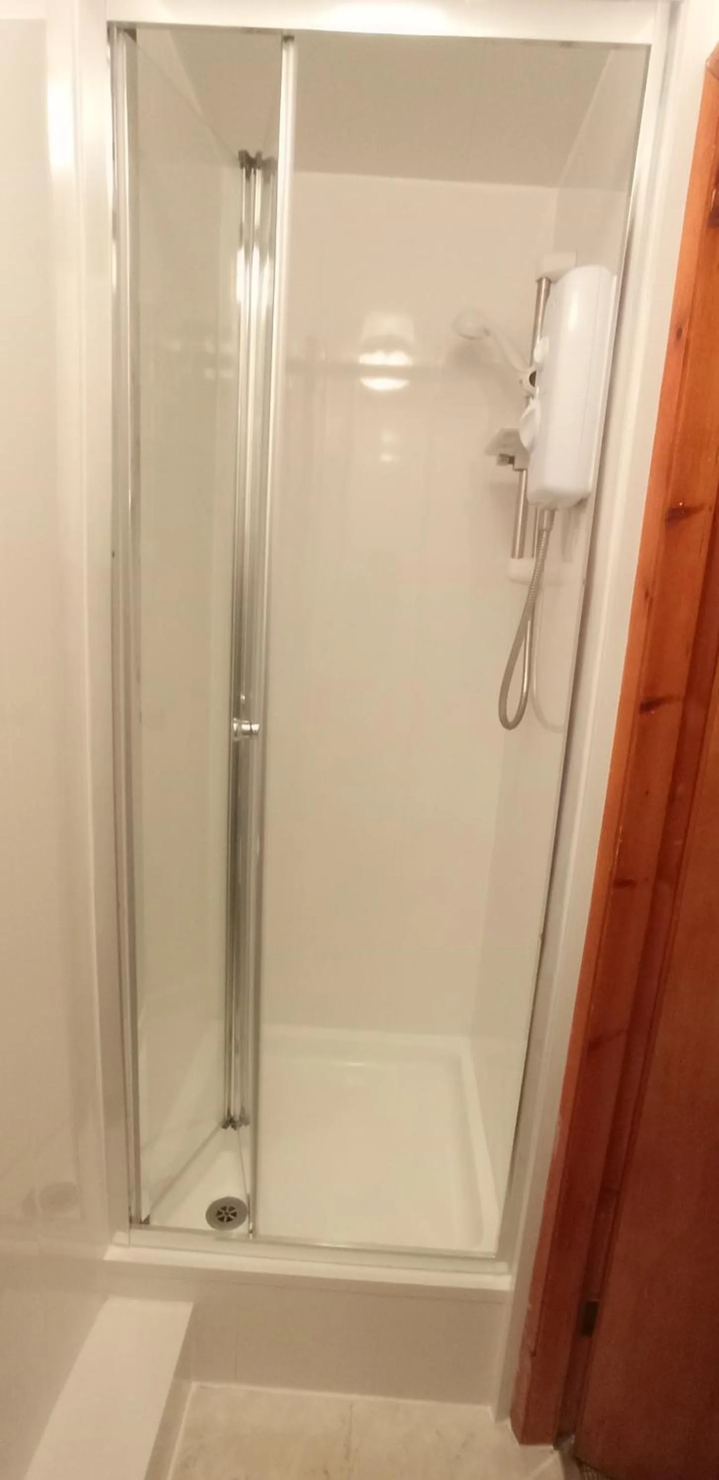 Bathroom in Lily Hotel