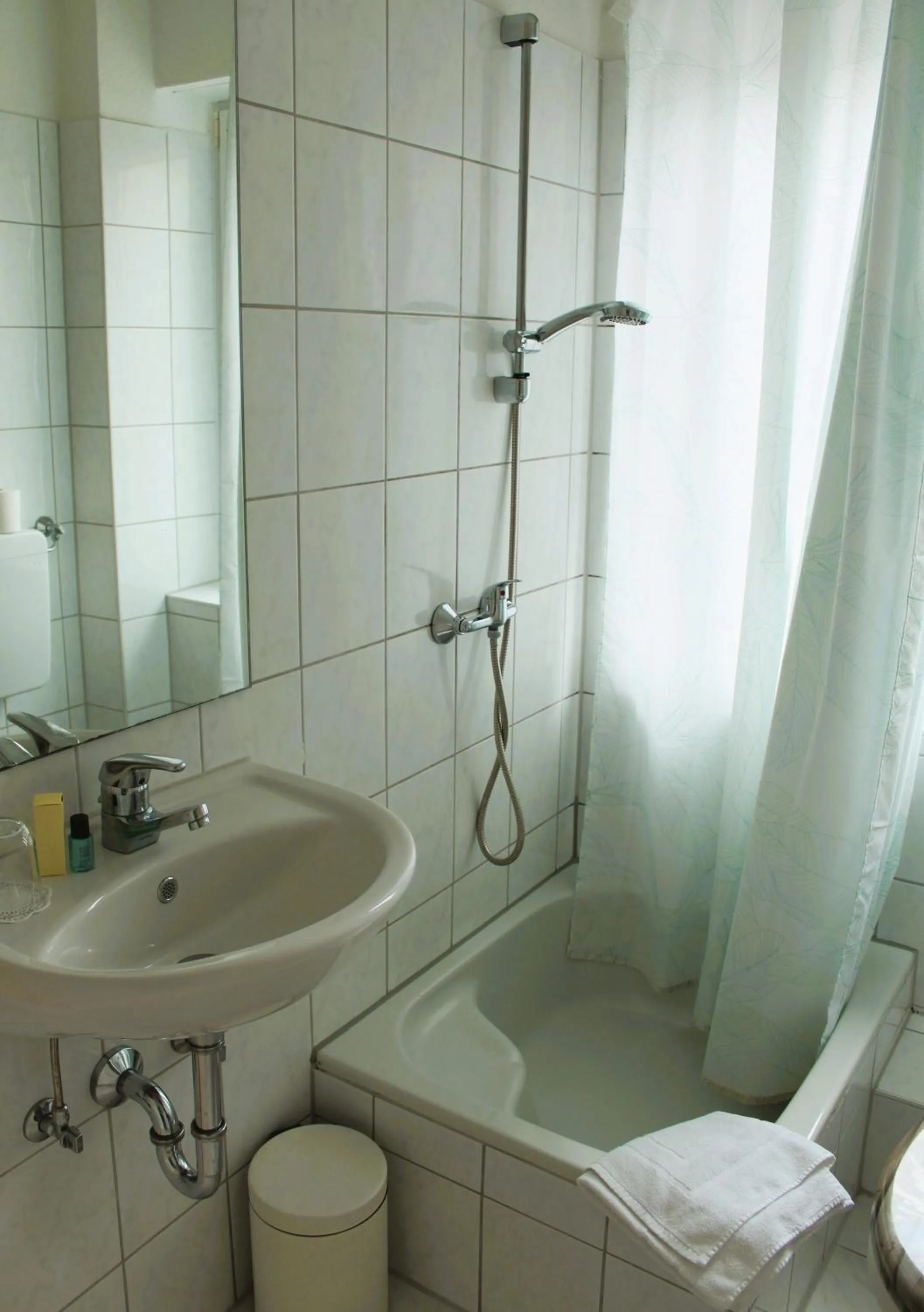 Bathroom in ARRIVEL Pension Haus am Bach