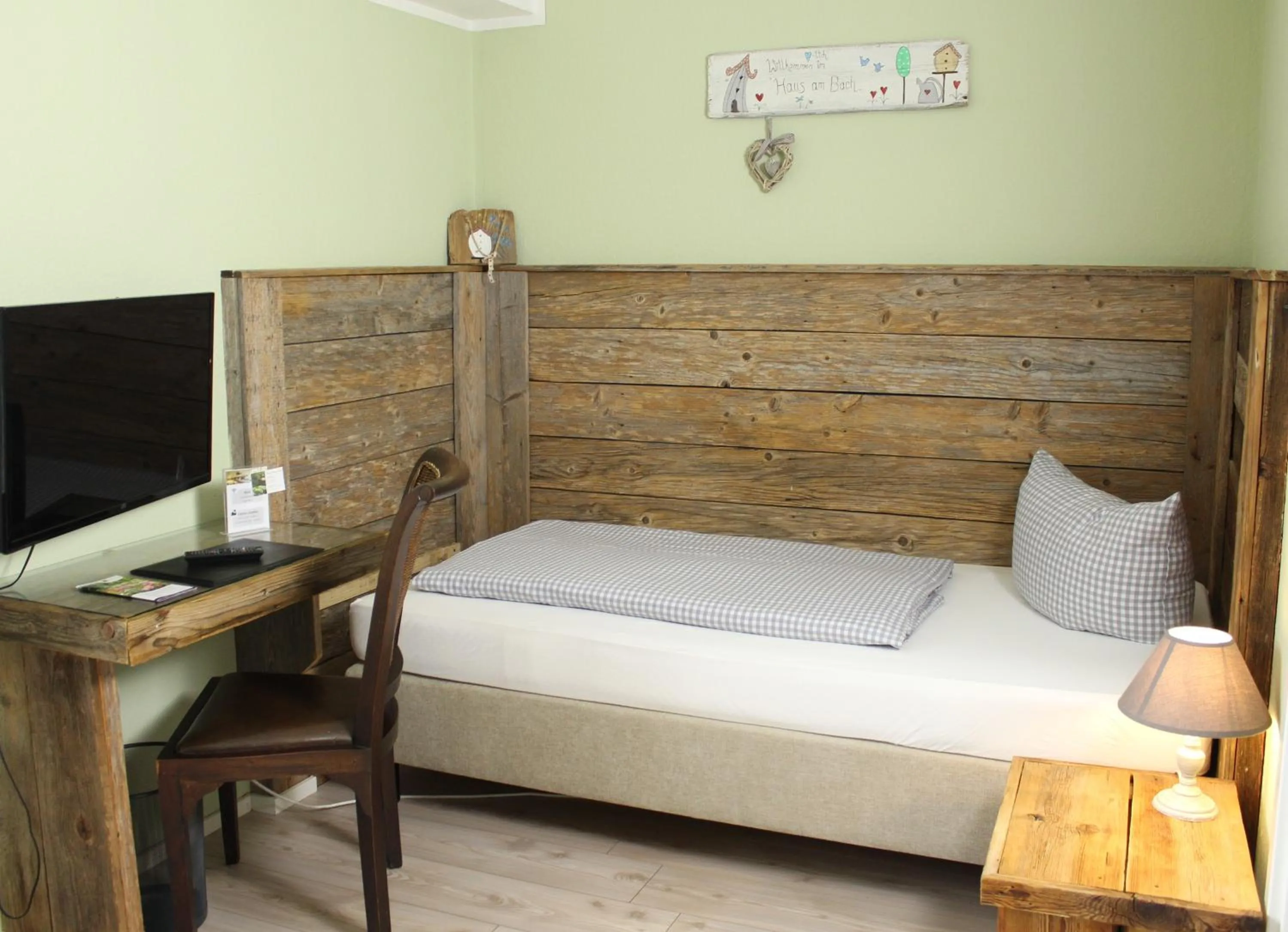 Photo of the whole room, Bed in ARRIVEL Pension Haus am Bach