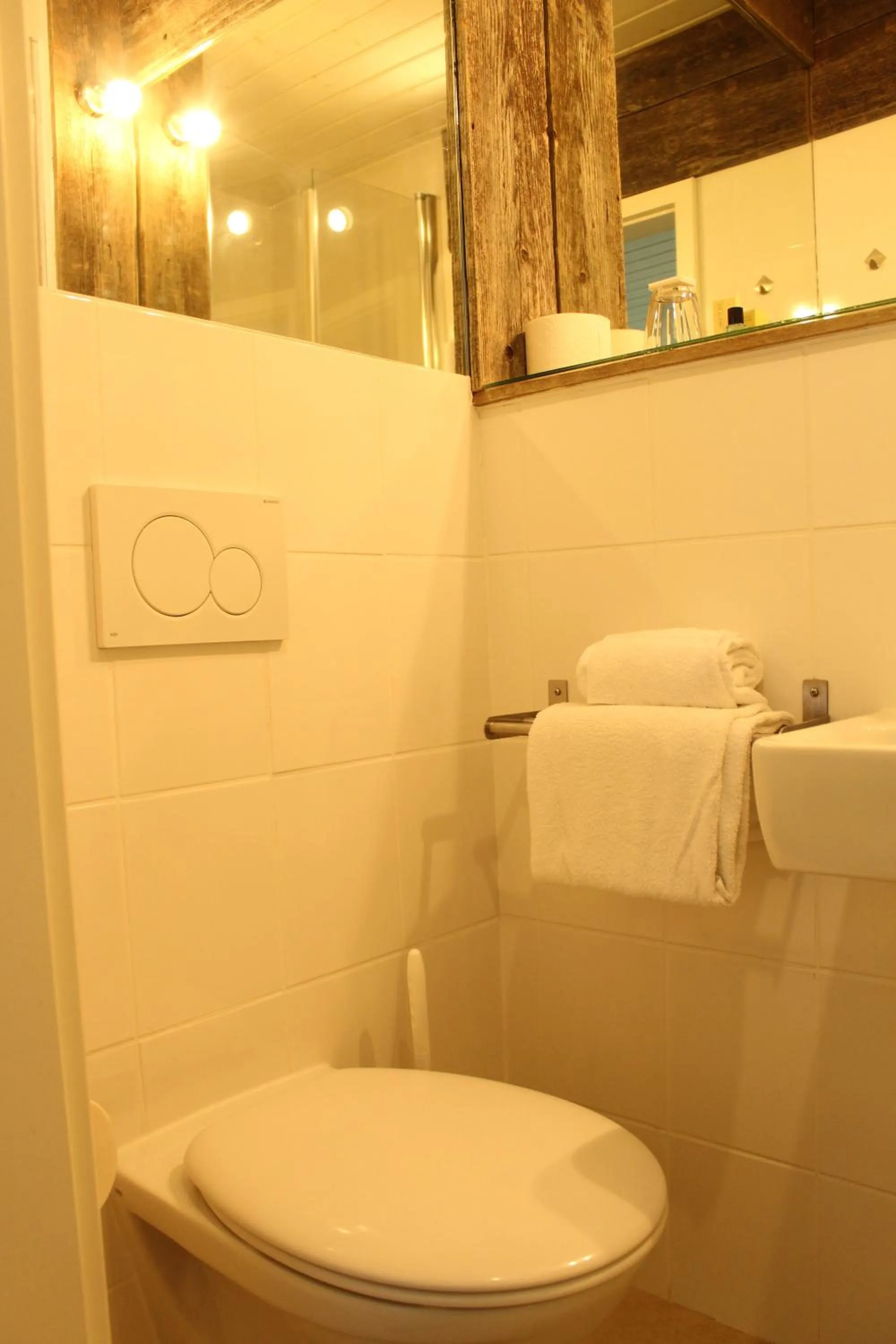 Bathroom in ARRIVEL Pension Haus am Bach