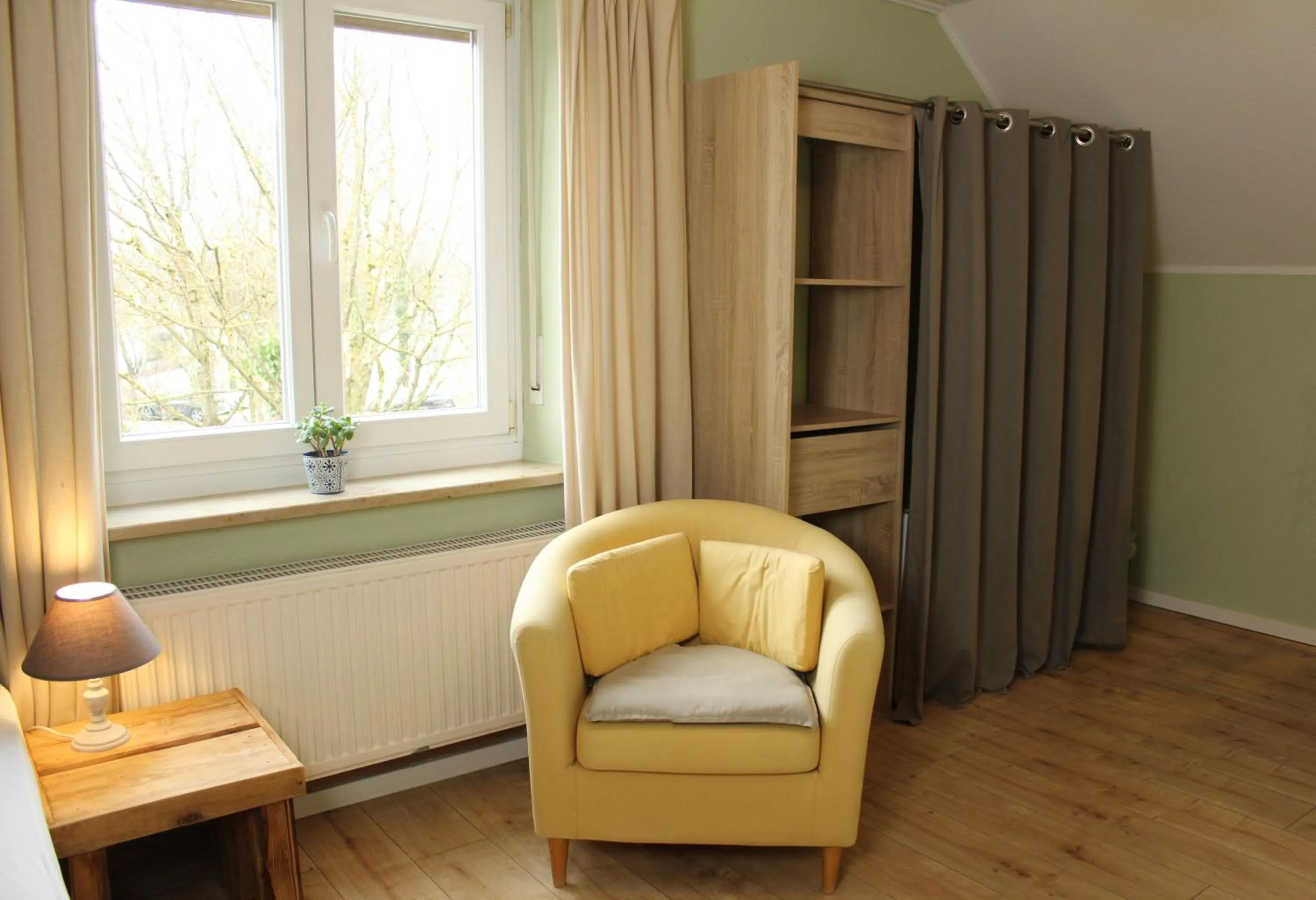 Photo of the whole room in ARRIVEL Pension Haus am Bach