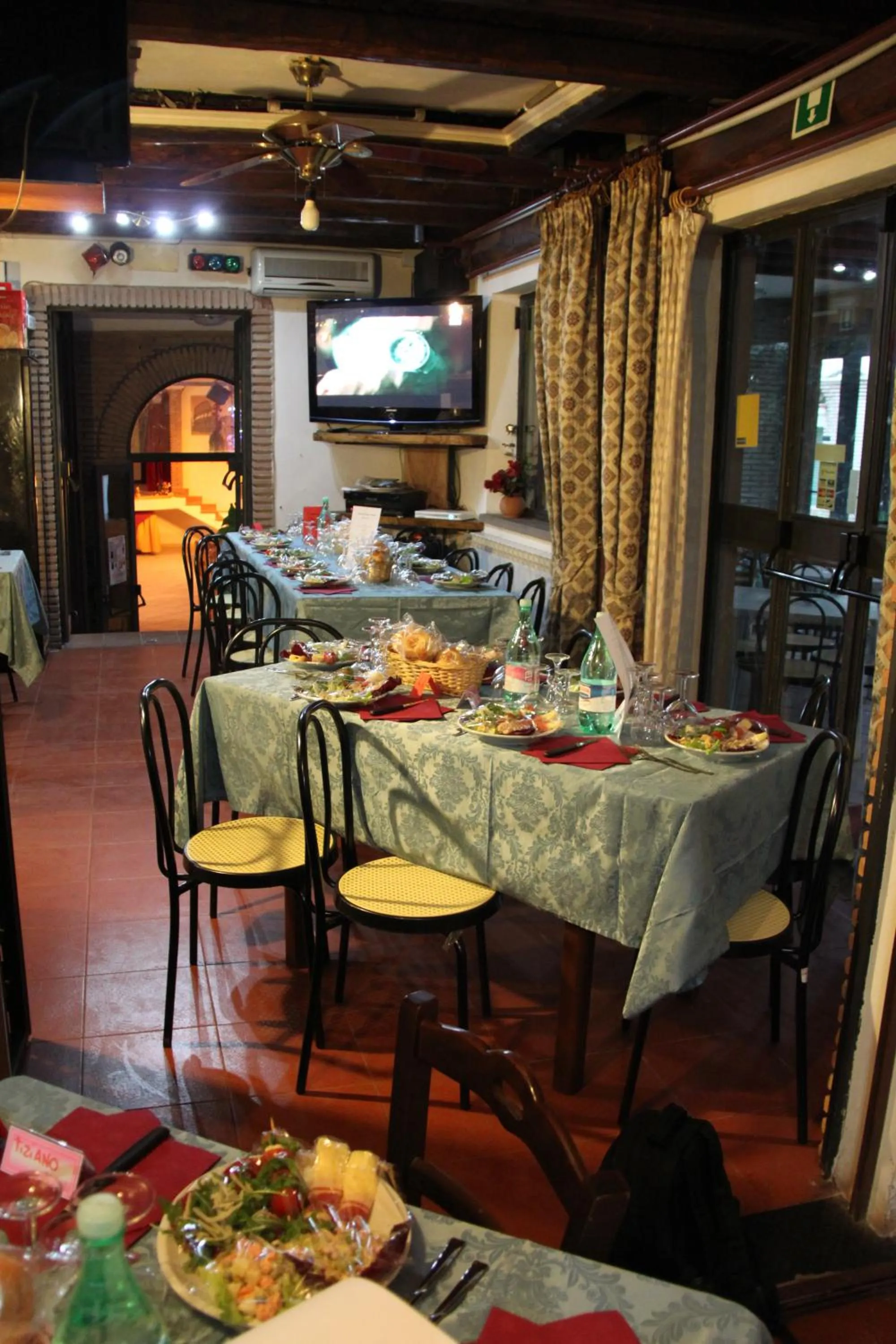 Restaurant/places to eat in Villa Patrizia
