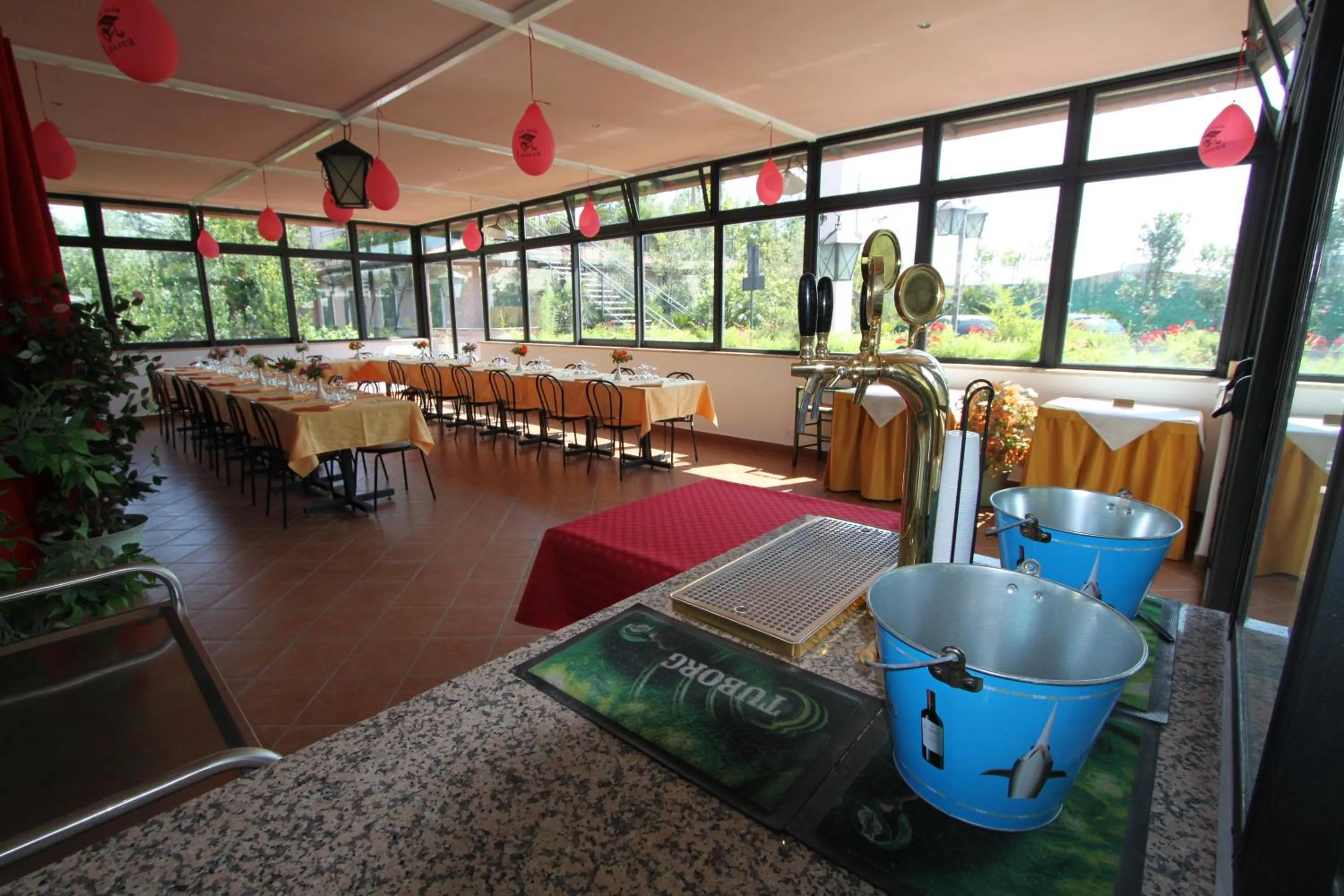 Restaurant/places to eat in Villa Patrizia