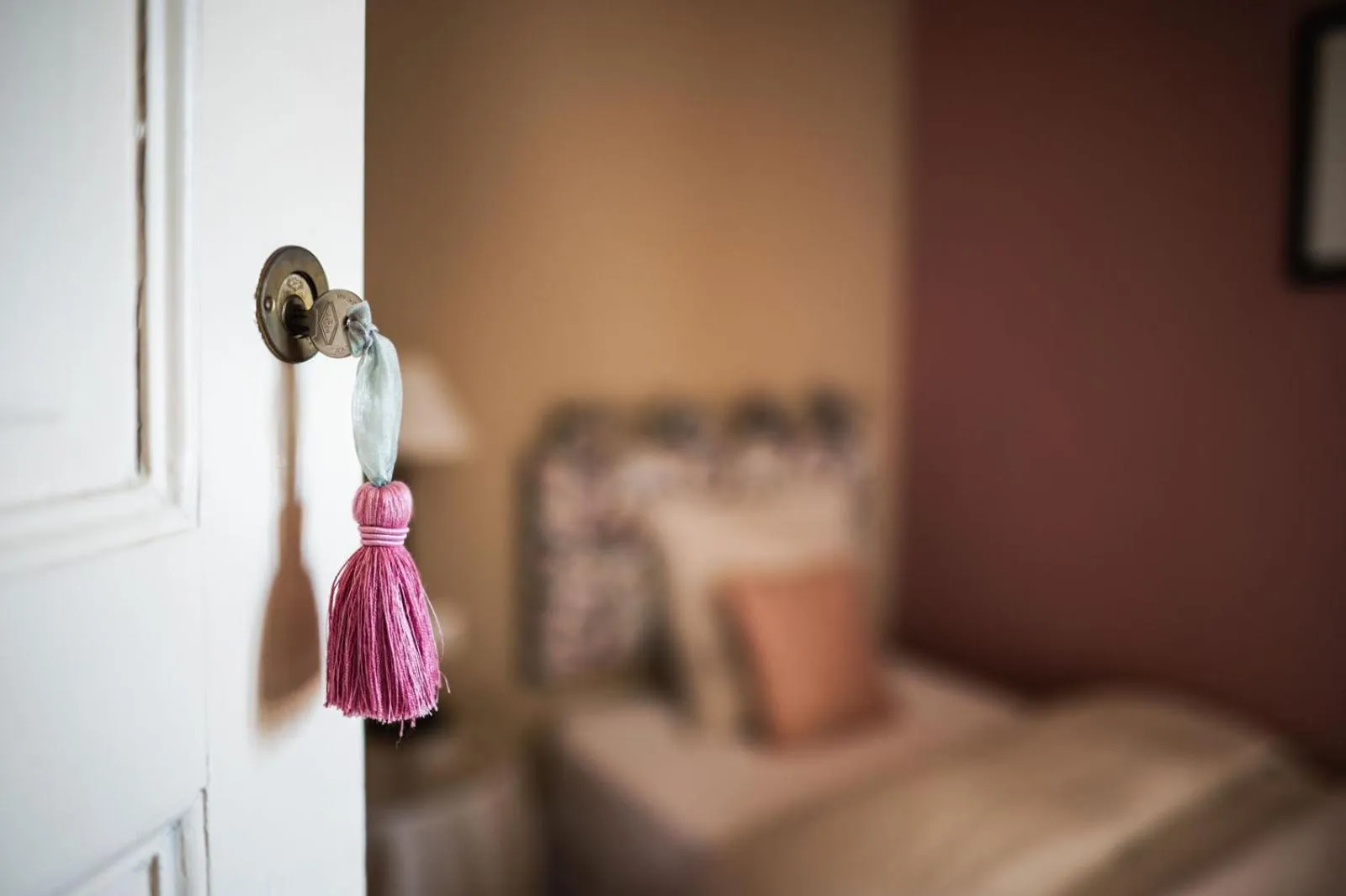 Bedroom, Bed in Château Armand Heitz - Domaine Armand Heitz
