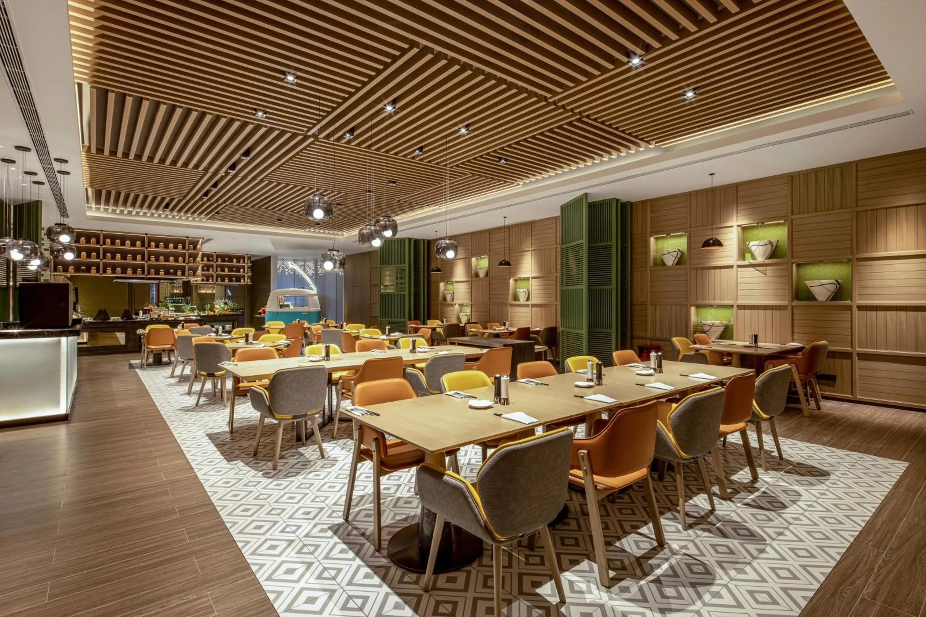 Restaurant/places to eat in Holiday Inn & Suites Qingdao Jinshui by IHG