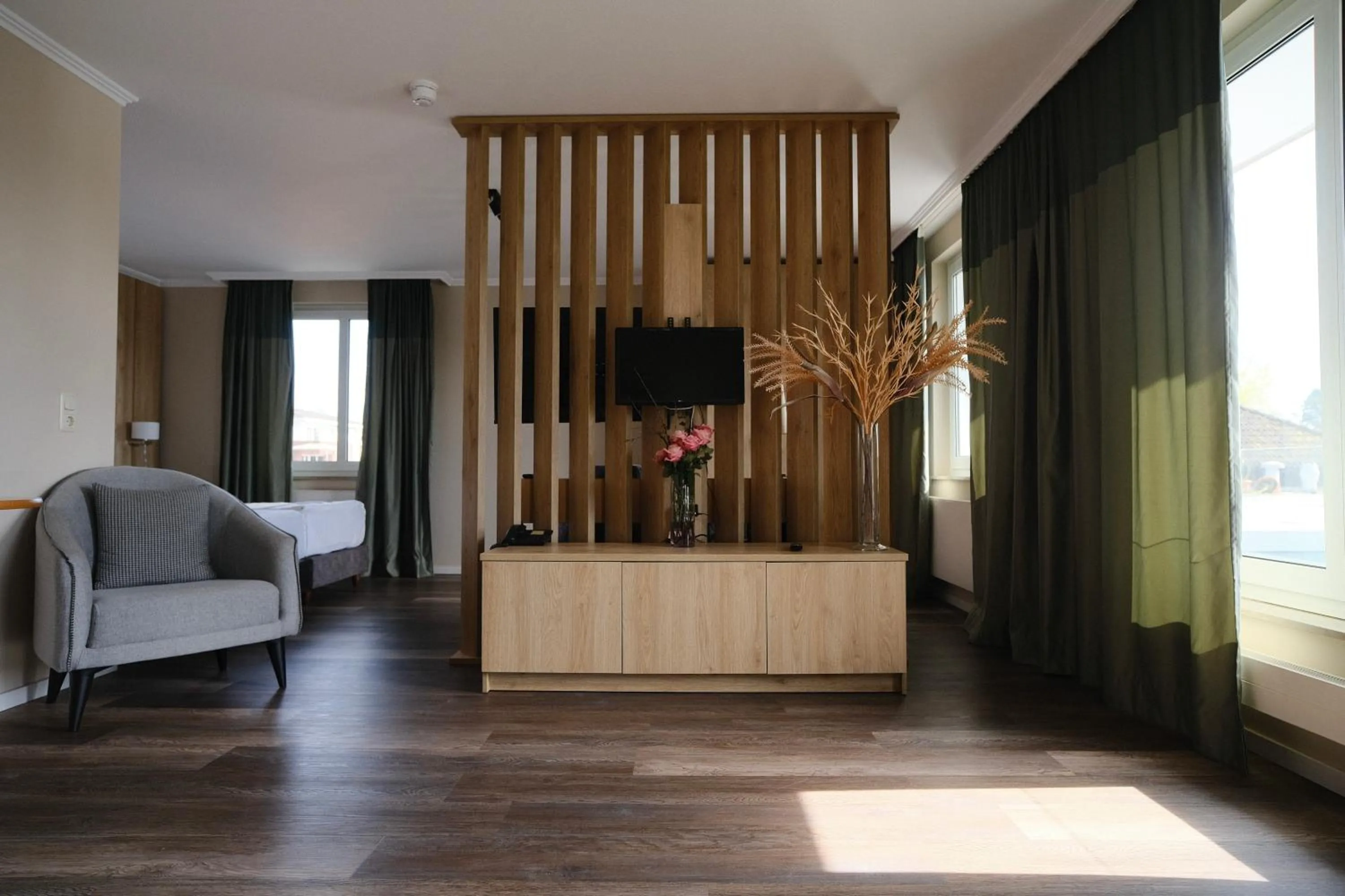 TV and multimedia, Bed in PARKHOTEL - Rosarium