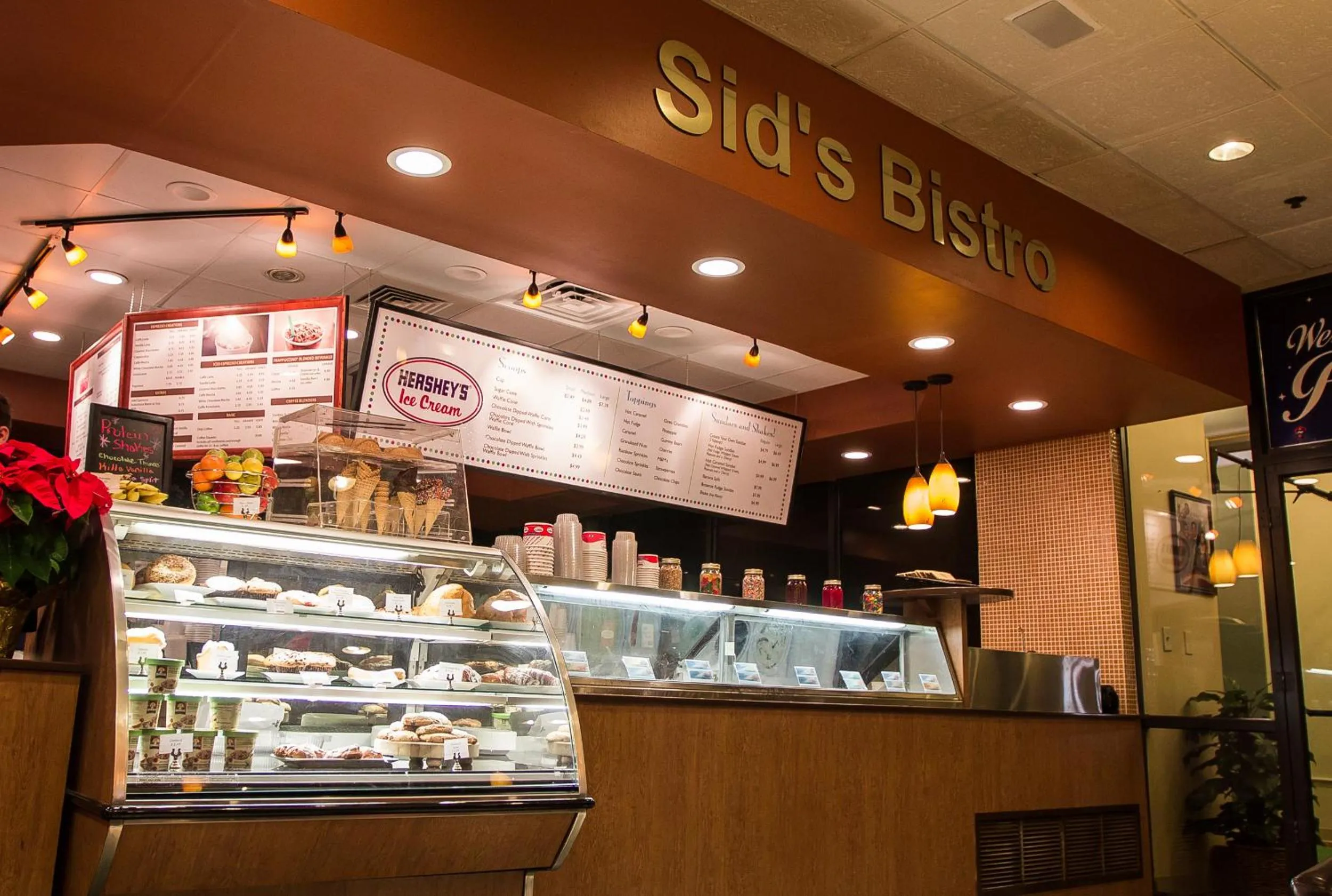 Restaurant/places to eat in Westgate Lakes Resort and Spa