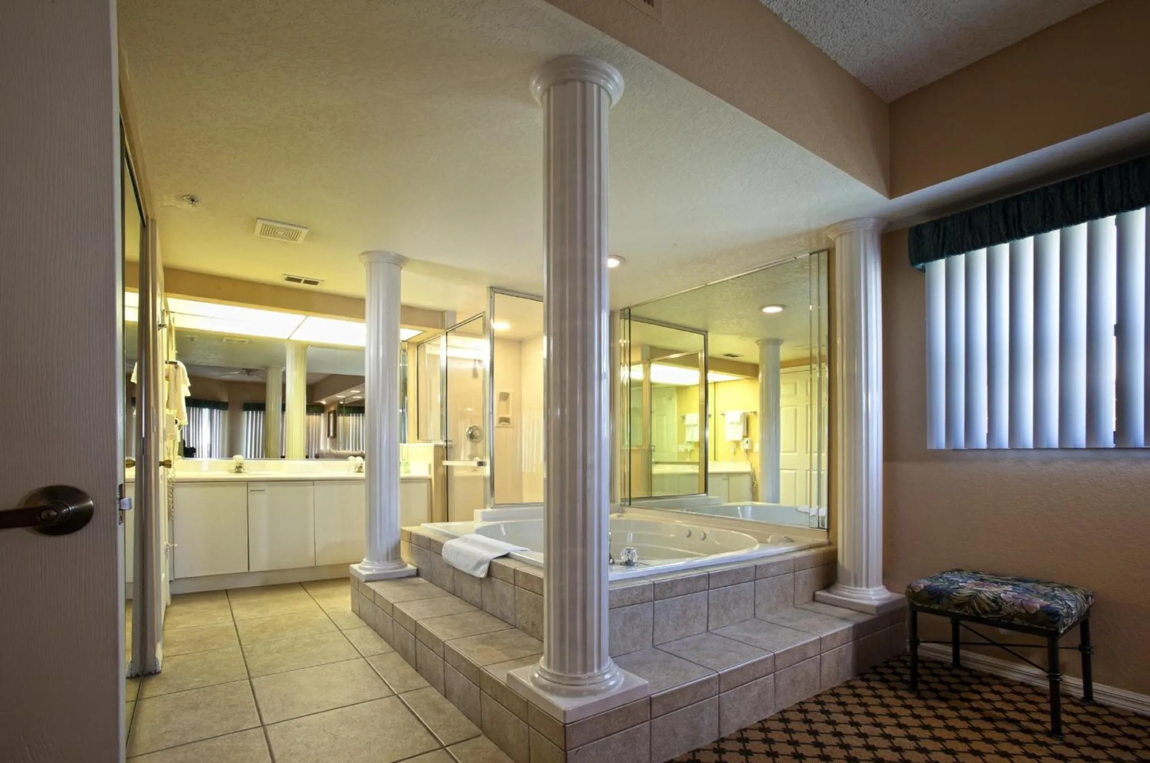 Shower in Westgate Lakes Resort and Spa