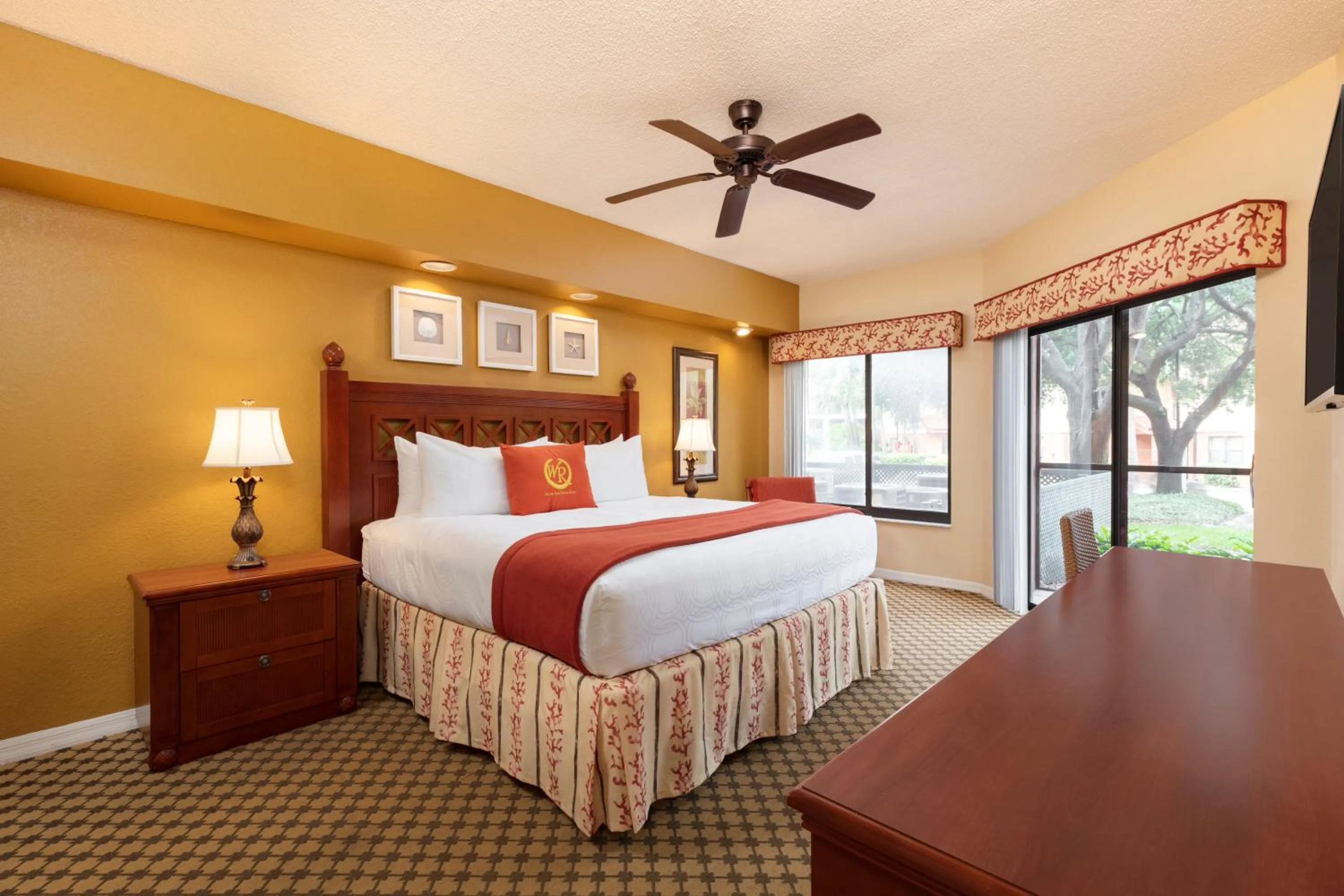 Bed in Westgate Lakes Resort and Spa